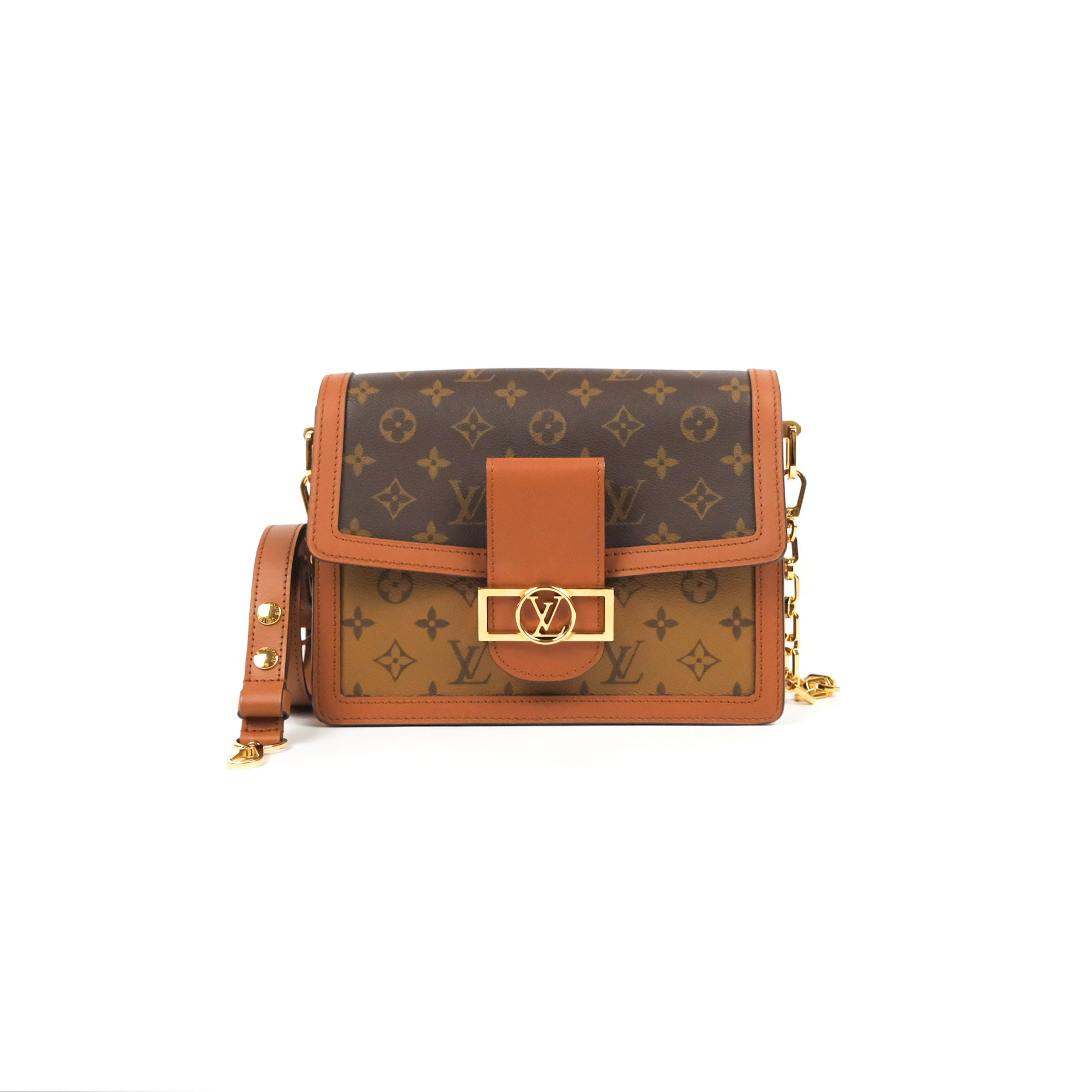 Sold at Auction: Louis Vuitton, LOUIS VUITTON Shoulder Bag DAUPHINE CHAIN  WALLET.