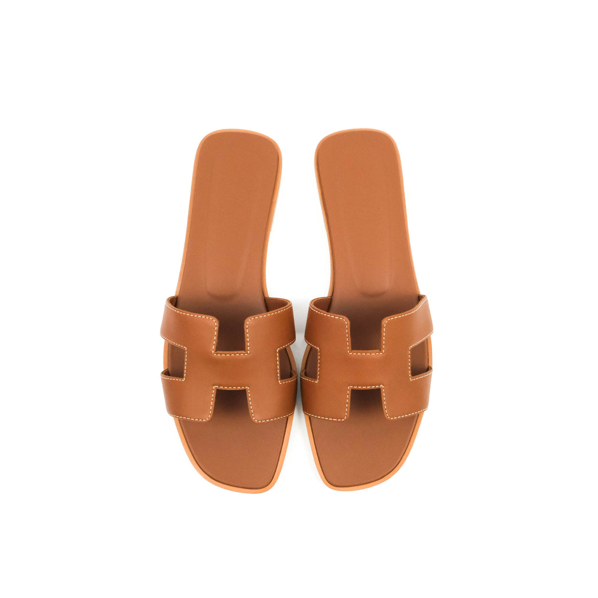 Hermès Oran Sandals in Gold Size 39 – Coco Approved Studio