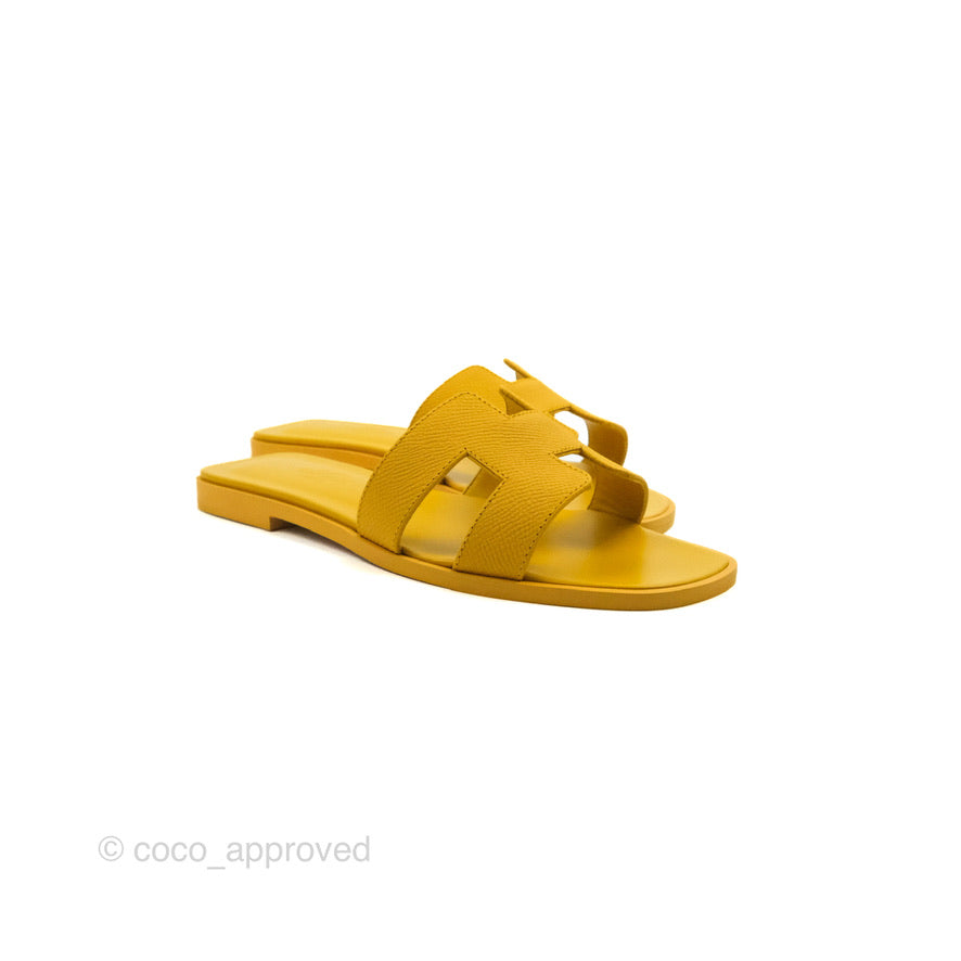 Hermès Oran Sandals in Mustard Yellow Size 35 Coco Approved Studio
