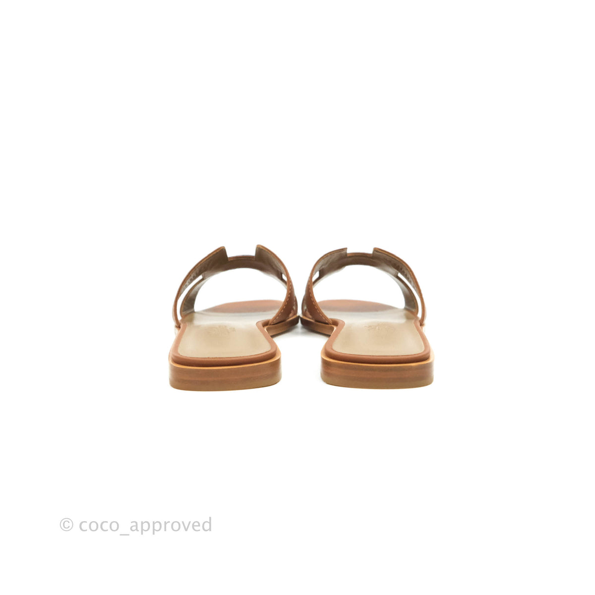 Hermès Chypre Sandals in Gold Size 37 – Coco Approved Studio