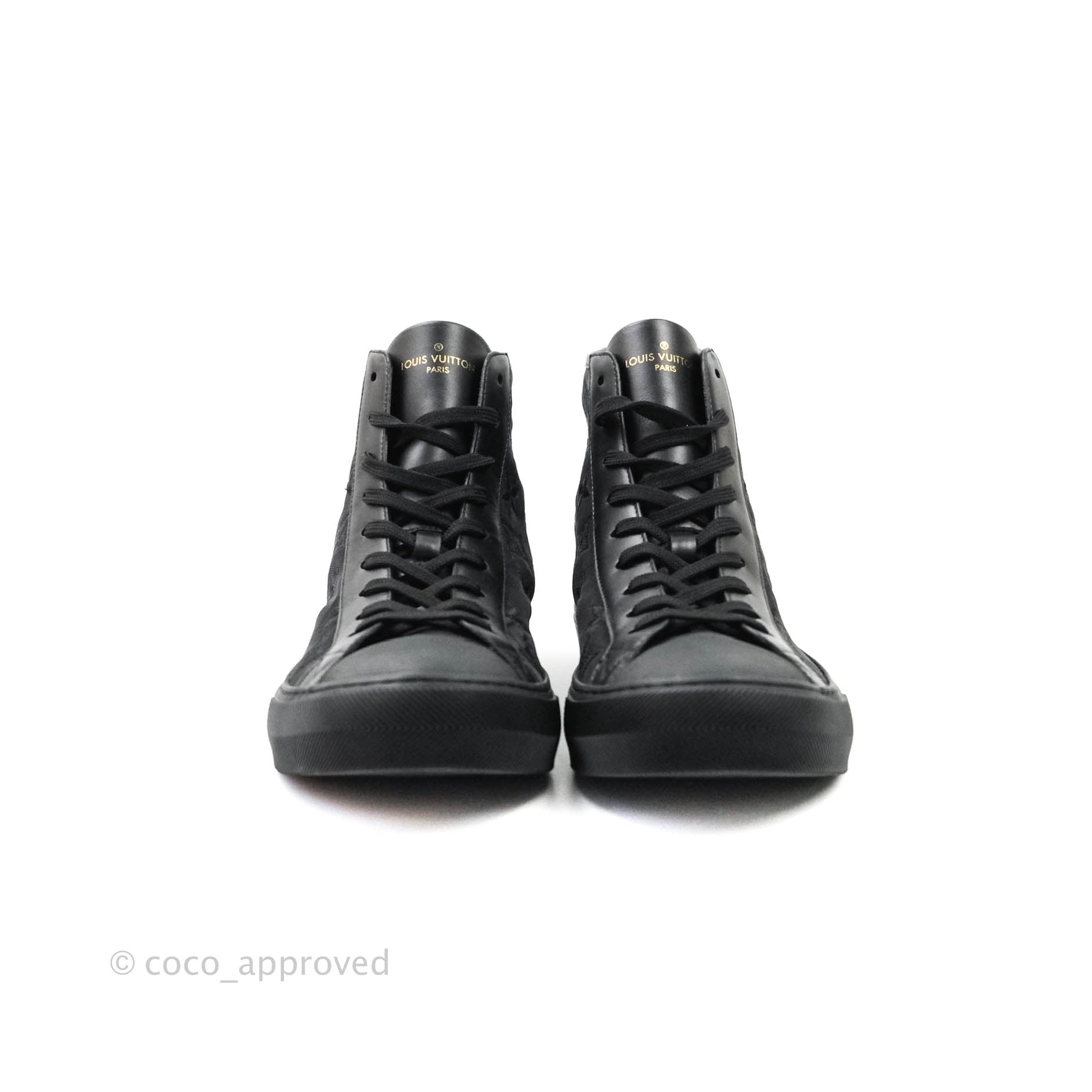 Sold at Auction: Louis Vuitton - Sneakers Size: Men's 9.5 - US