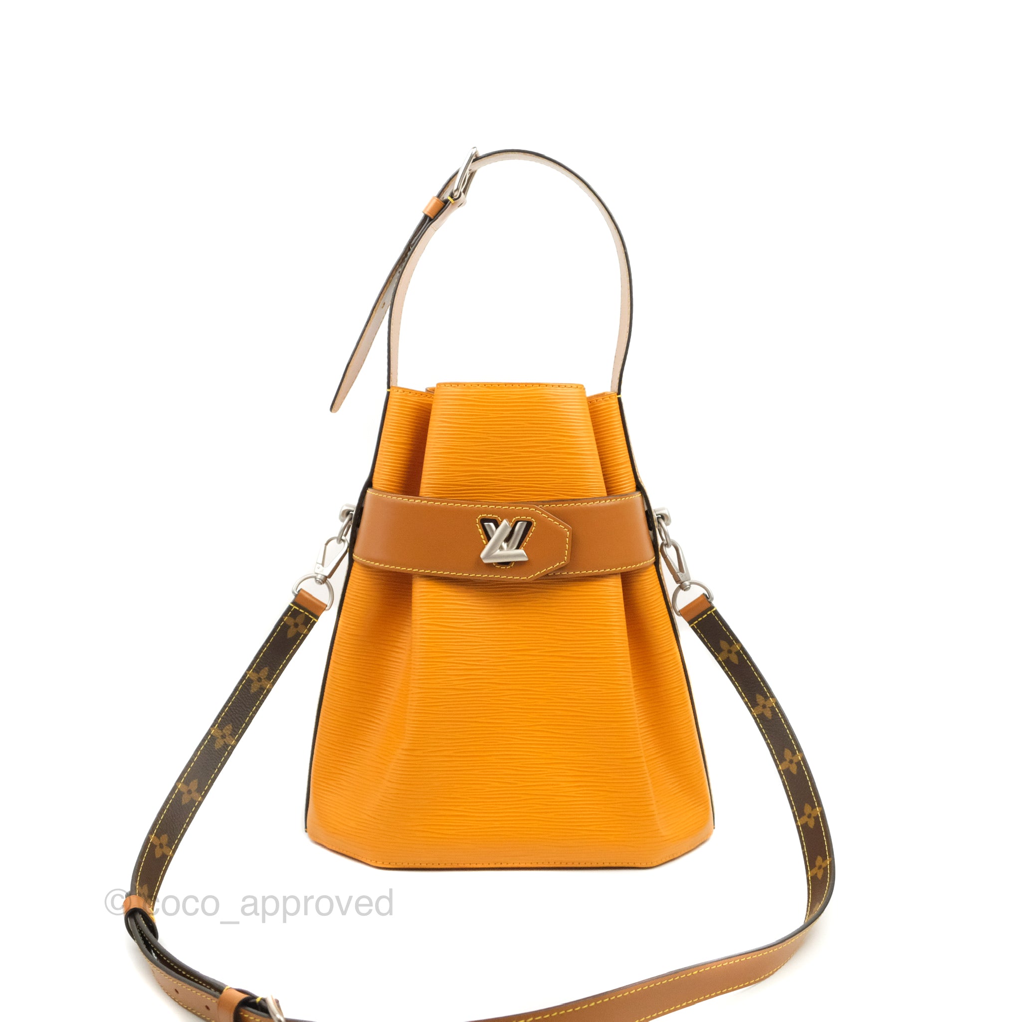 Louis Vuitton Bucket Bag in Orange