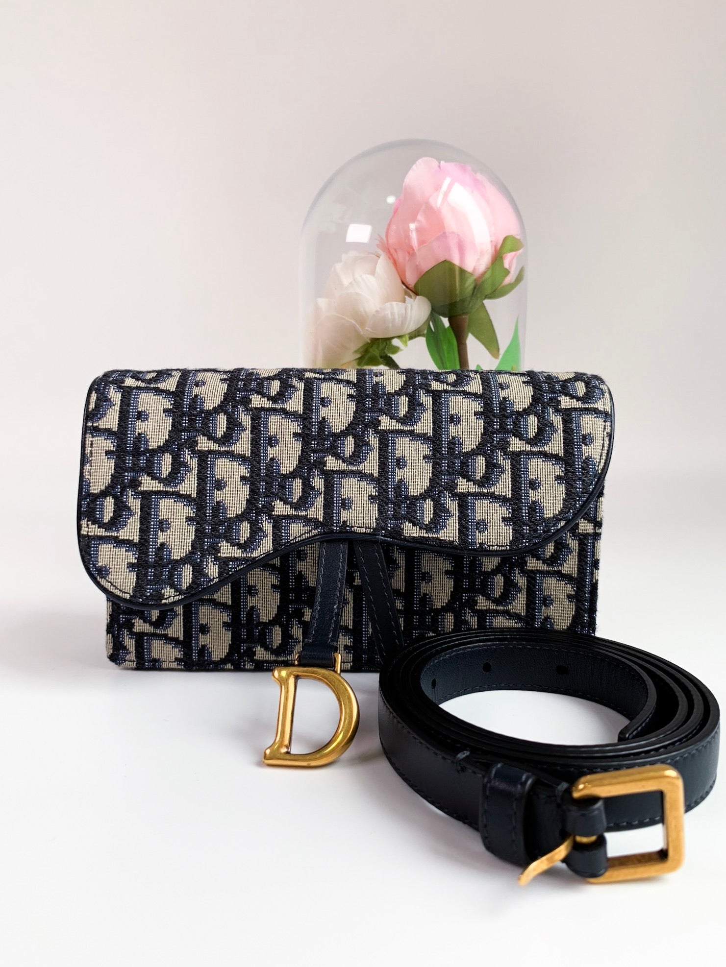 Christian Dior Blue Dior Oblique Jacquard Saddle Belt Pouch – Coco