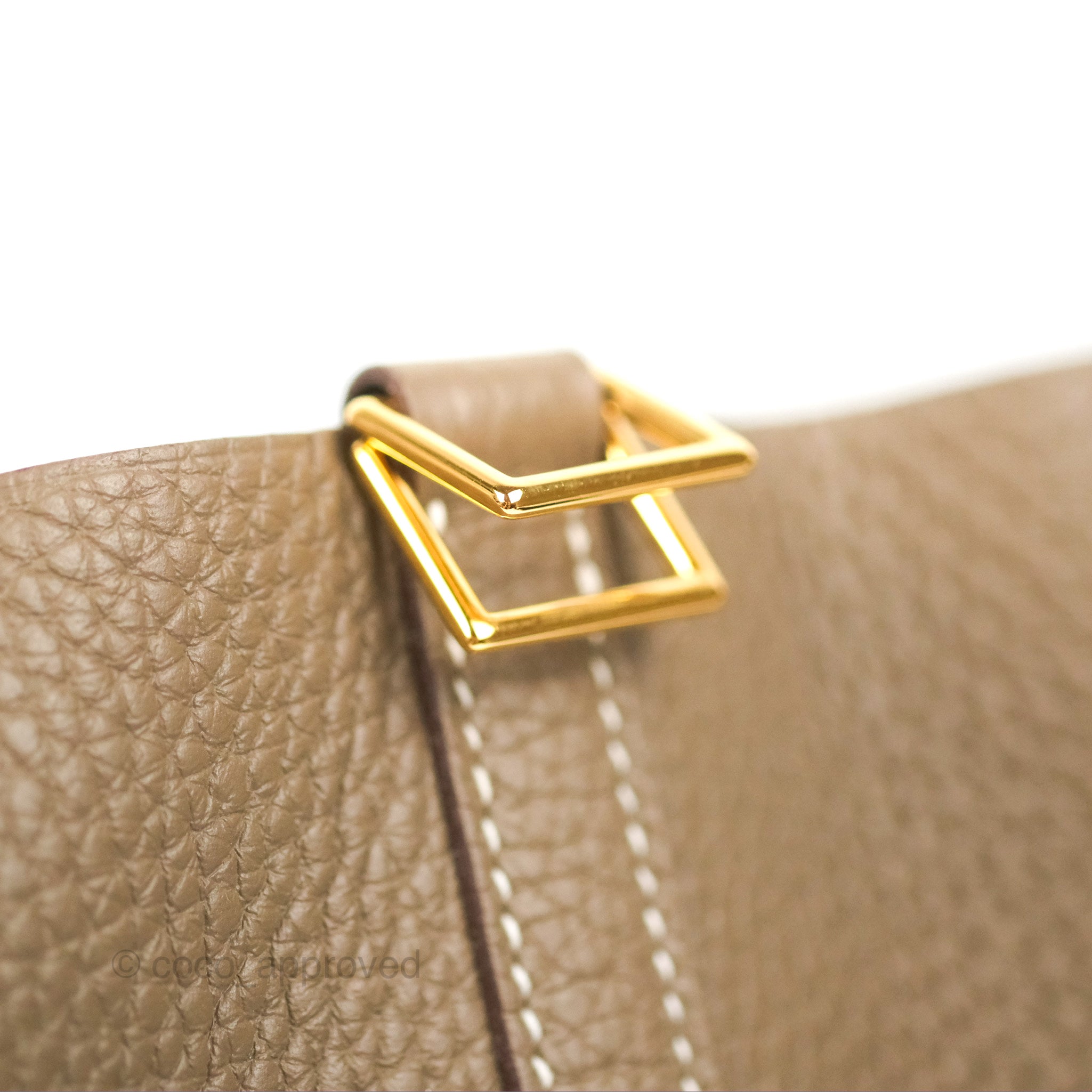 Hermès Taurillon Clemence Picotin Lock 18 PM Etoupe Gold Hardware – Coco  Approved Studio
