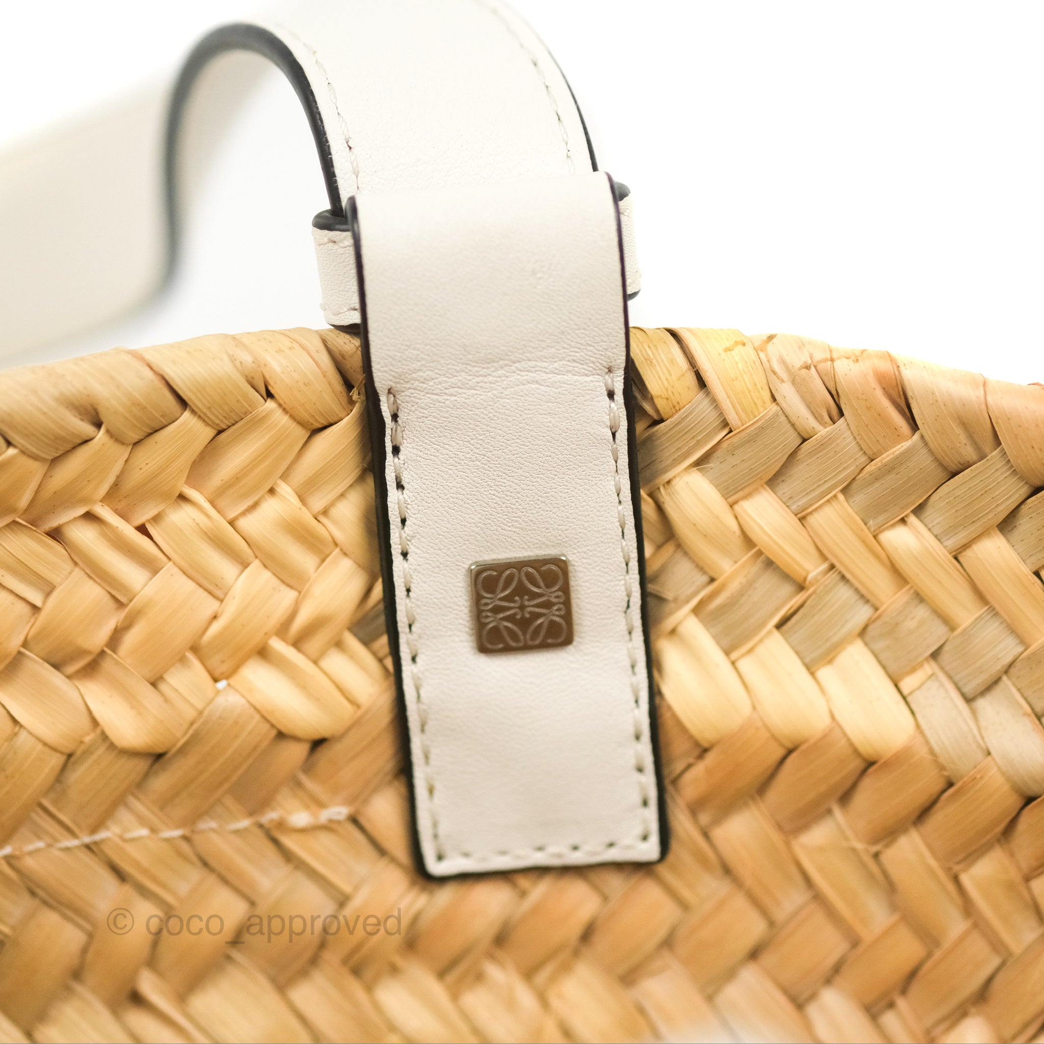 Loewe Small Basket Bag Natural Palm Leaf White Calfskin – Coco Approved  Studio