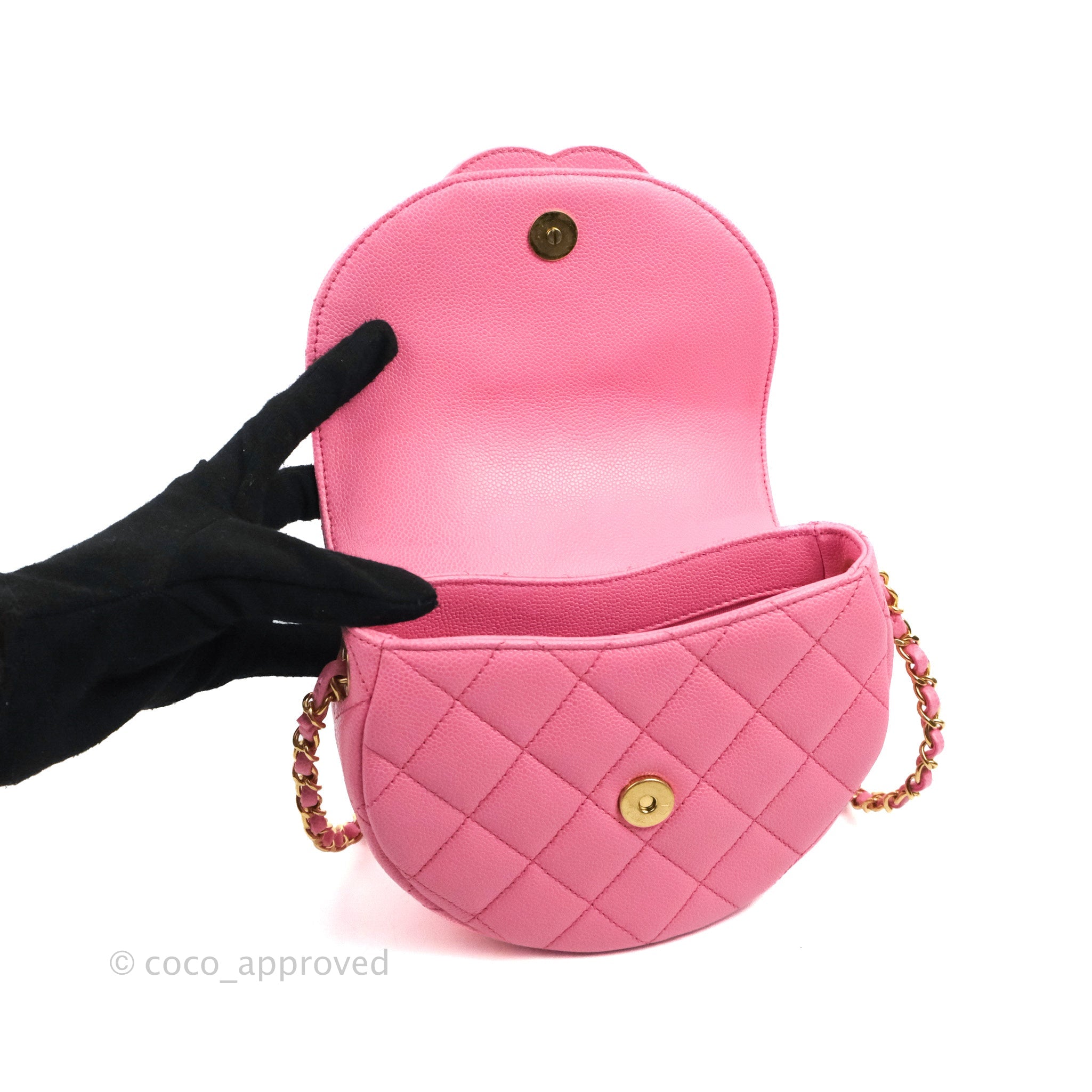 Chanel Mini Messenger Pink Caviar Bag 23P – Coco Approved Studio
