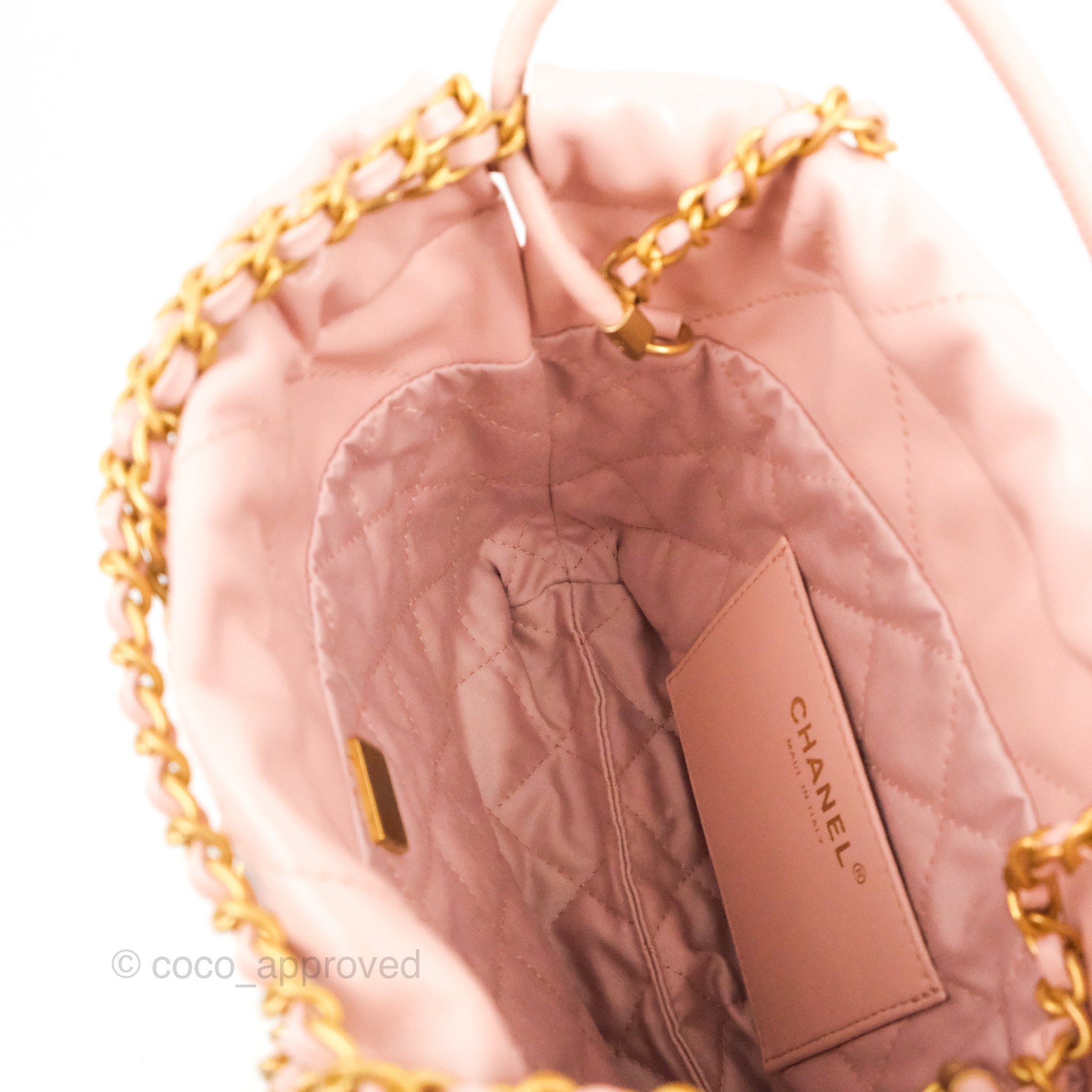 Boy Chanel Phone case Pink Patent leather ref.411790 - Joli Closet