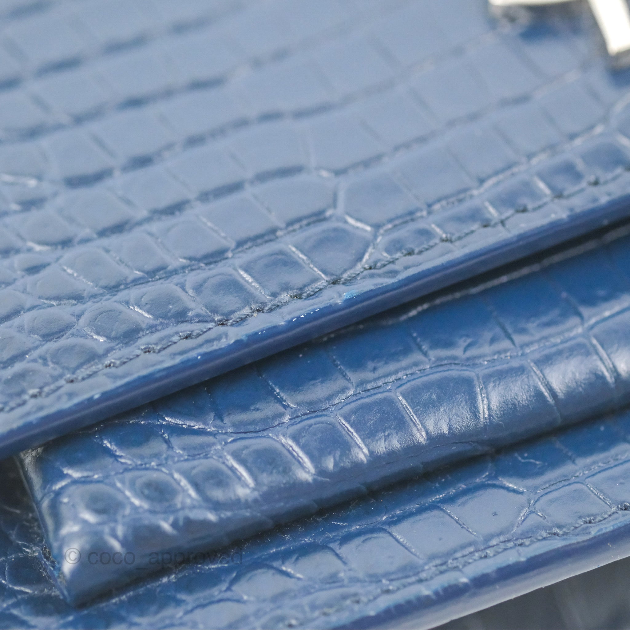 Trunk Chain Wallet - Luxury Shiny Crocodile Blue