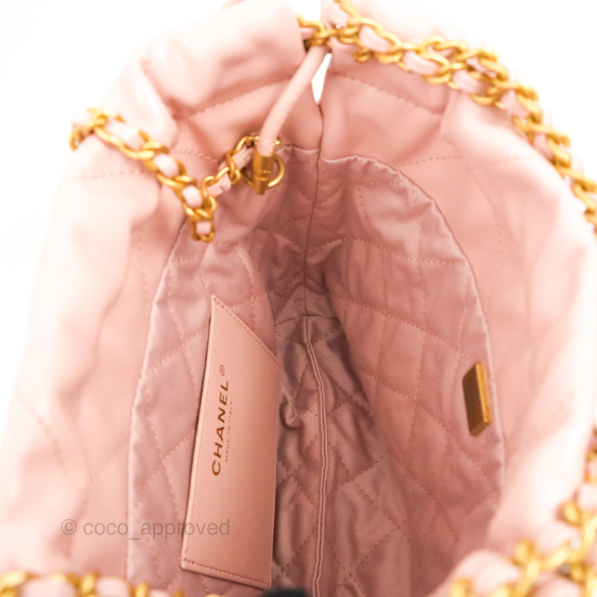 Sold at Auction: Classic CHANEL Pink Silk/ Cotton Vintage Blazer
