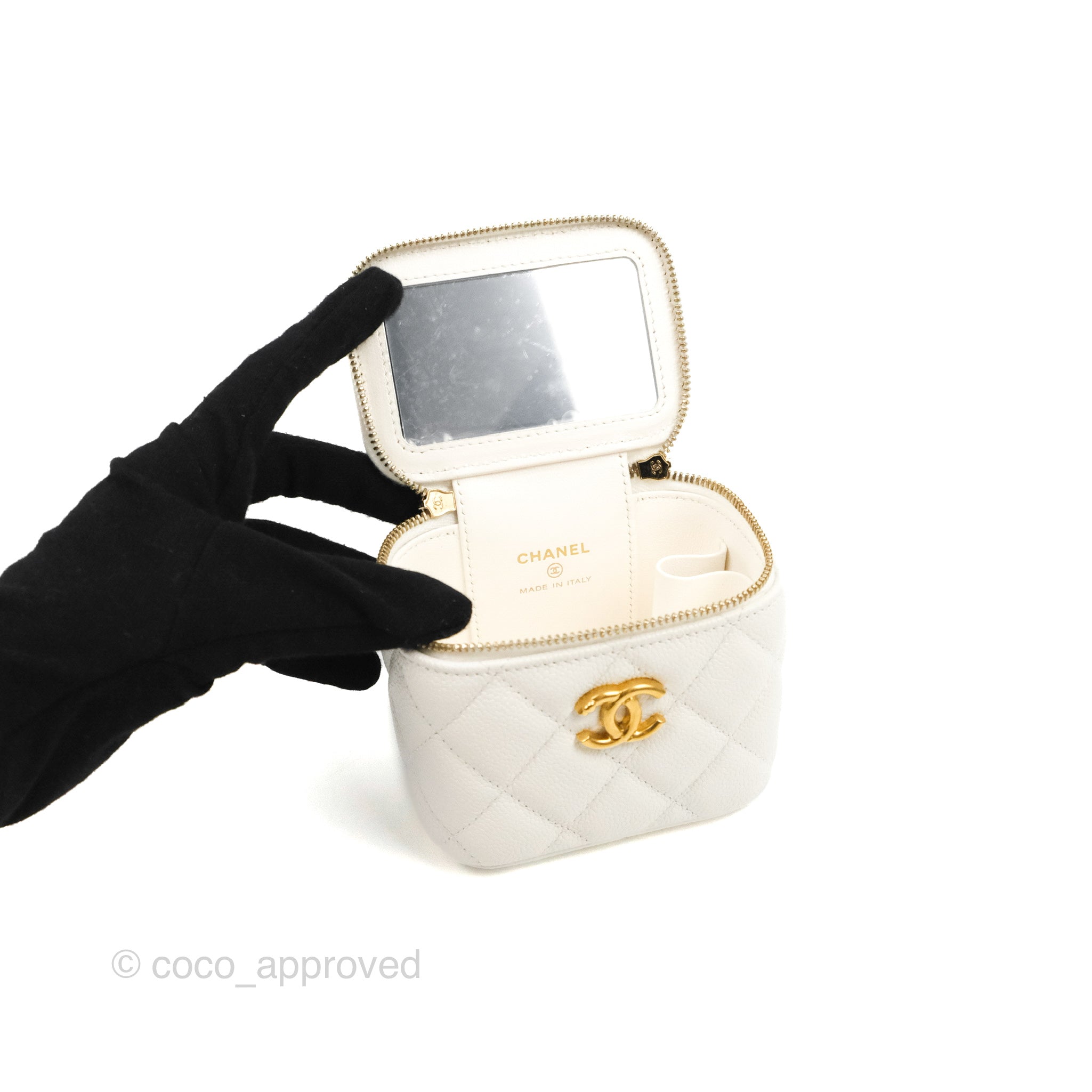 BOSTON Chanel Mini Vanity, White Caviar Leather, Aged Gold