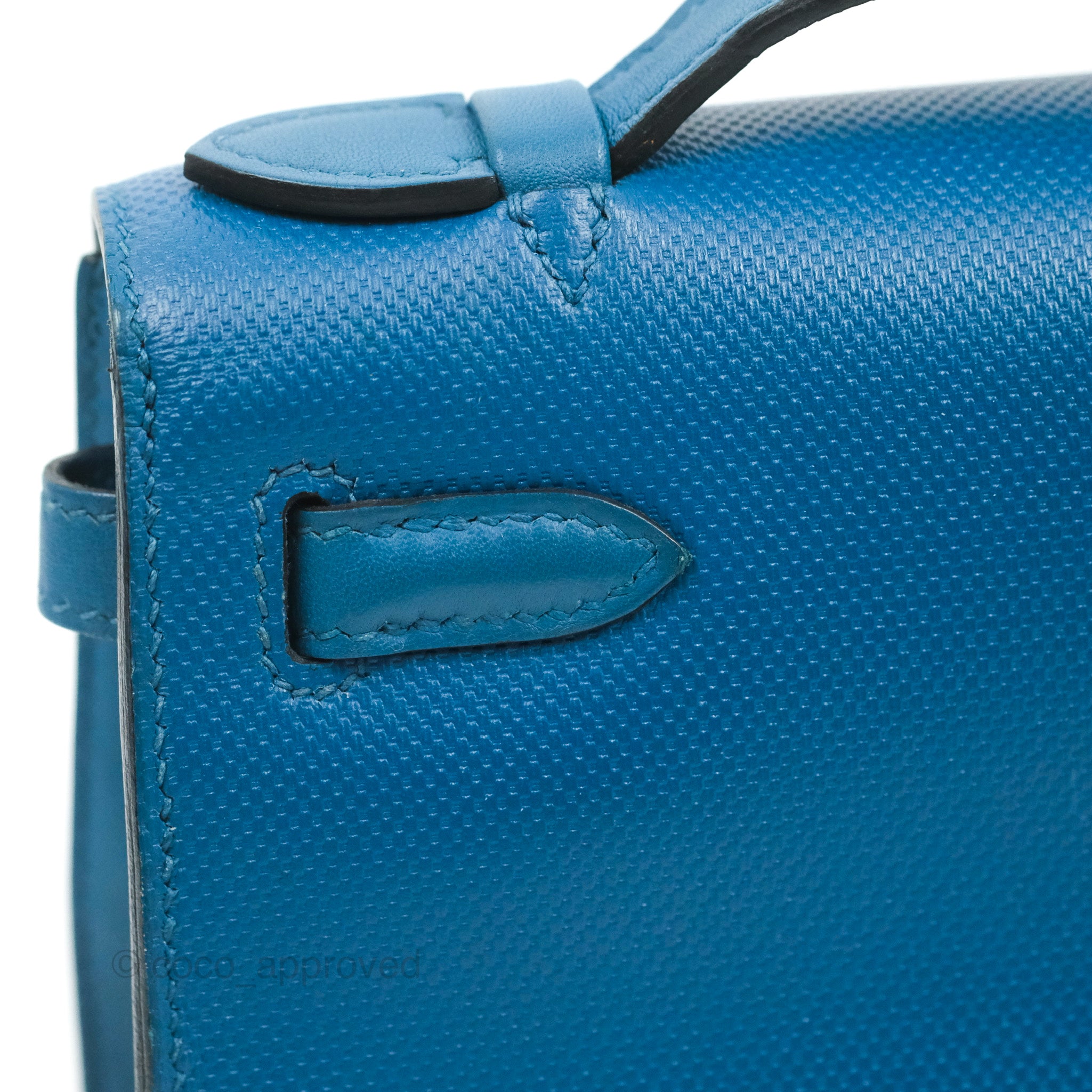 Sold at Auction: Hermes - Kelly Danse II 2019 - Deep Blue - Belt Bag -  Swift Leather