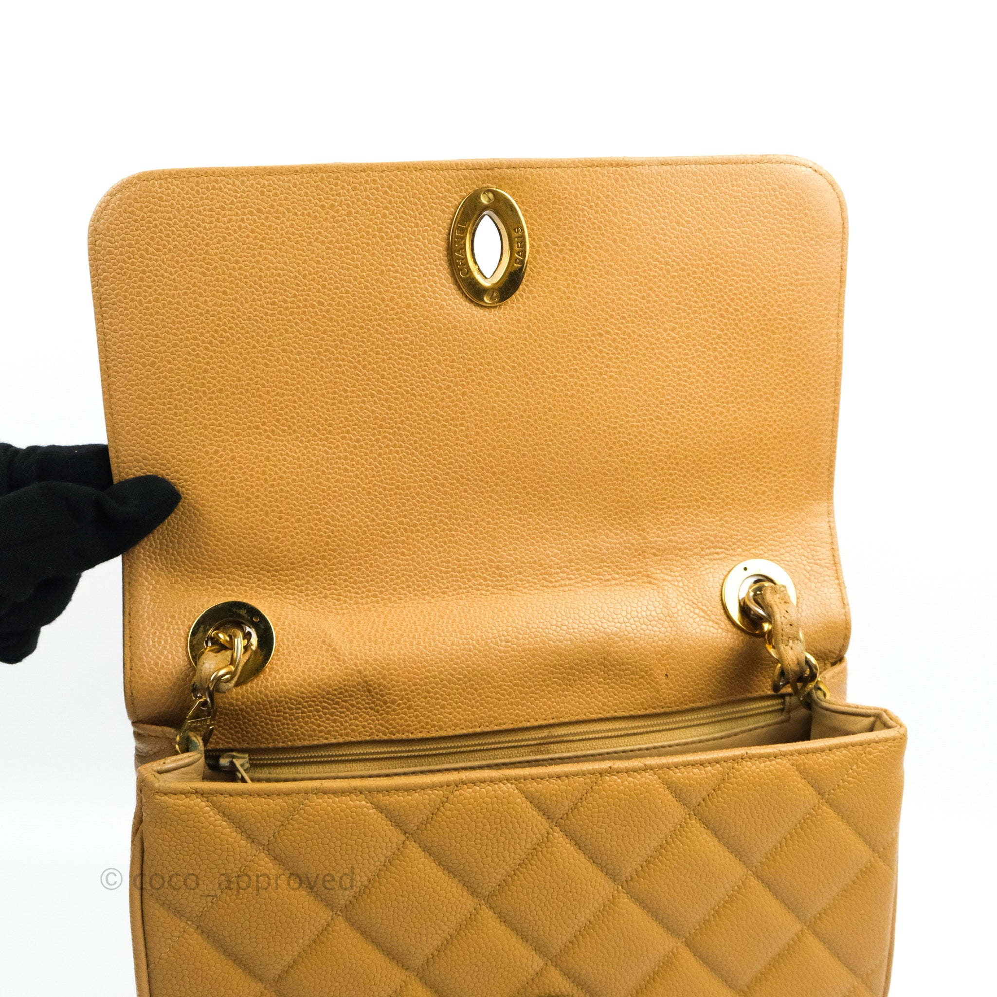 Chanel Vintage Beige Caviar Flap Camera Case Bag 24k GHW – Boutique Patina