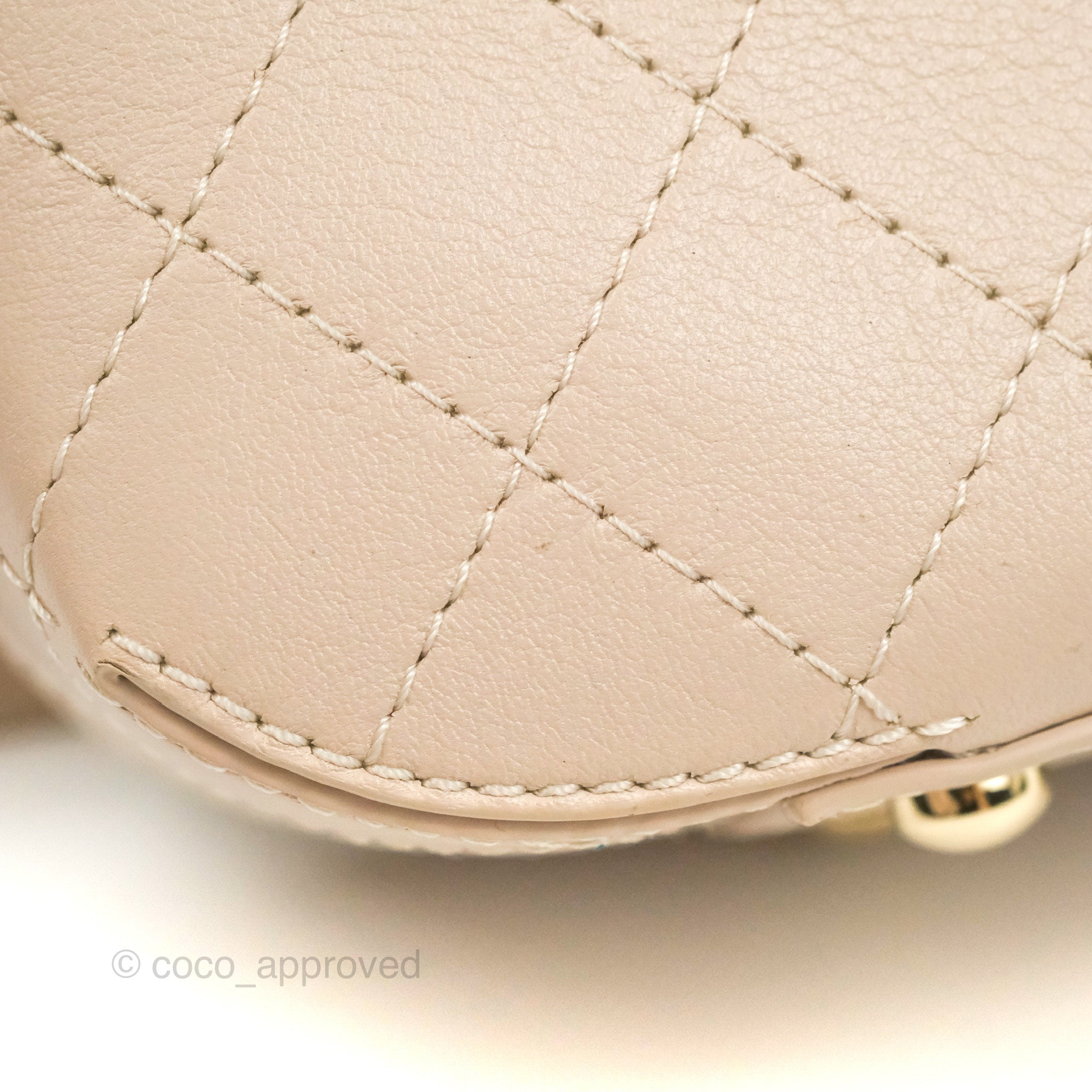 Chanel Small Flat Quilted Coco Luxe Flap Bag Light Beige Aged Gold Har –  Coco Approved Studio