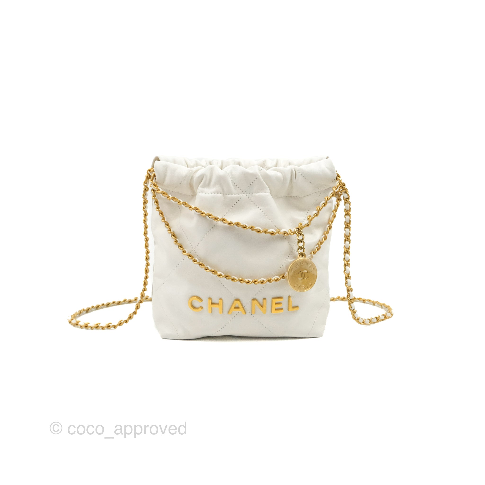 What fits inside 2023 NEW CHANEL 22 MINI WITH PEARL CHAIN? Close
