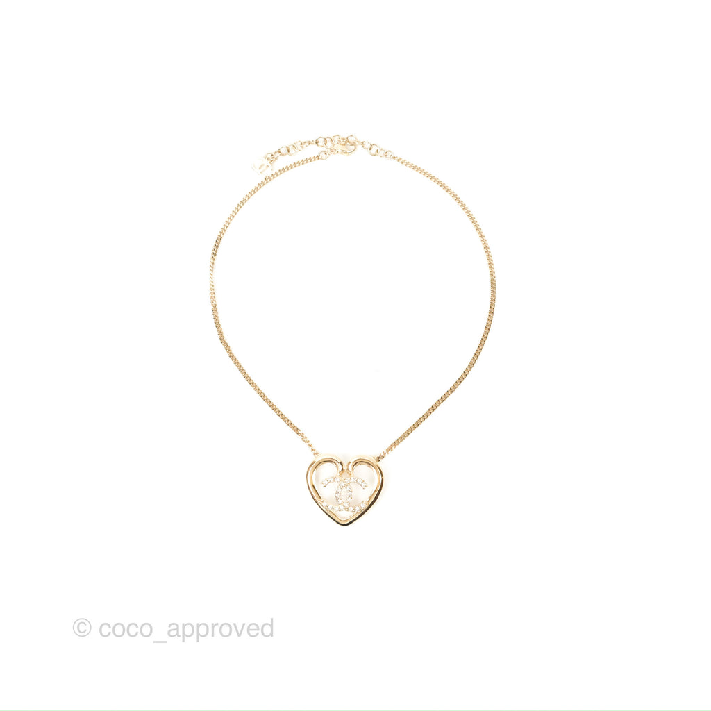 Necklaces Chanel Chanel Pink / Ecru CC Logo Seashell Pendant Crystal Embellished Imitation Pearl Long Necklace