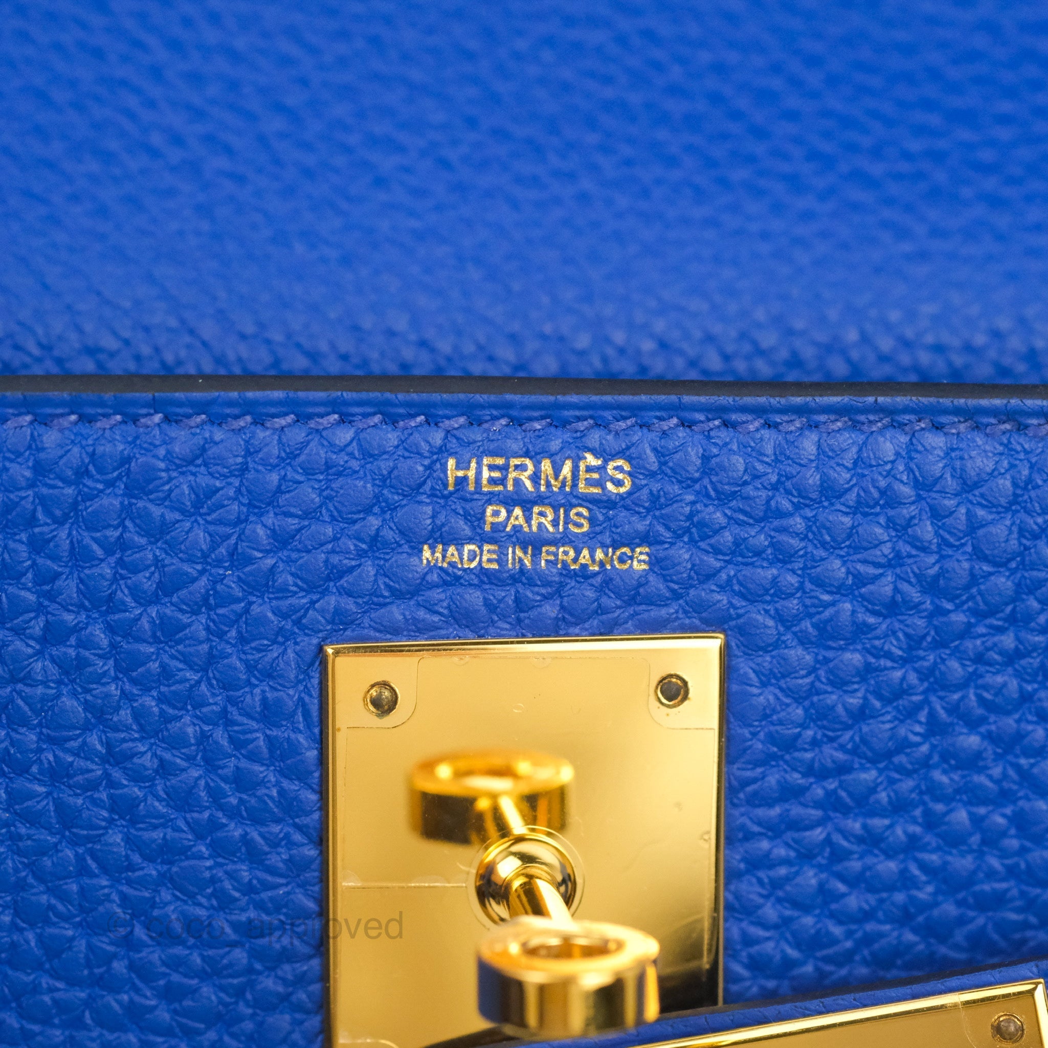 DM to purchase] Hermès Retourne Taurillon Kelly 25 Sauge Togo Gold Ha –  Coco Approved Studio
