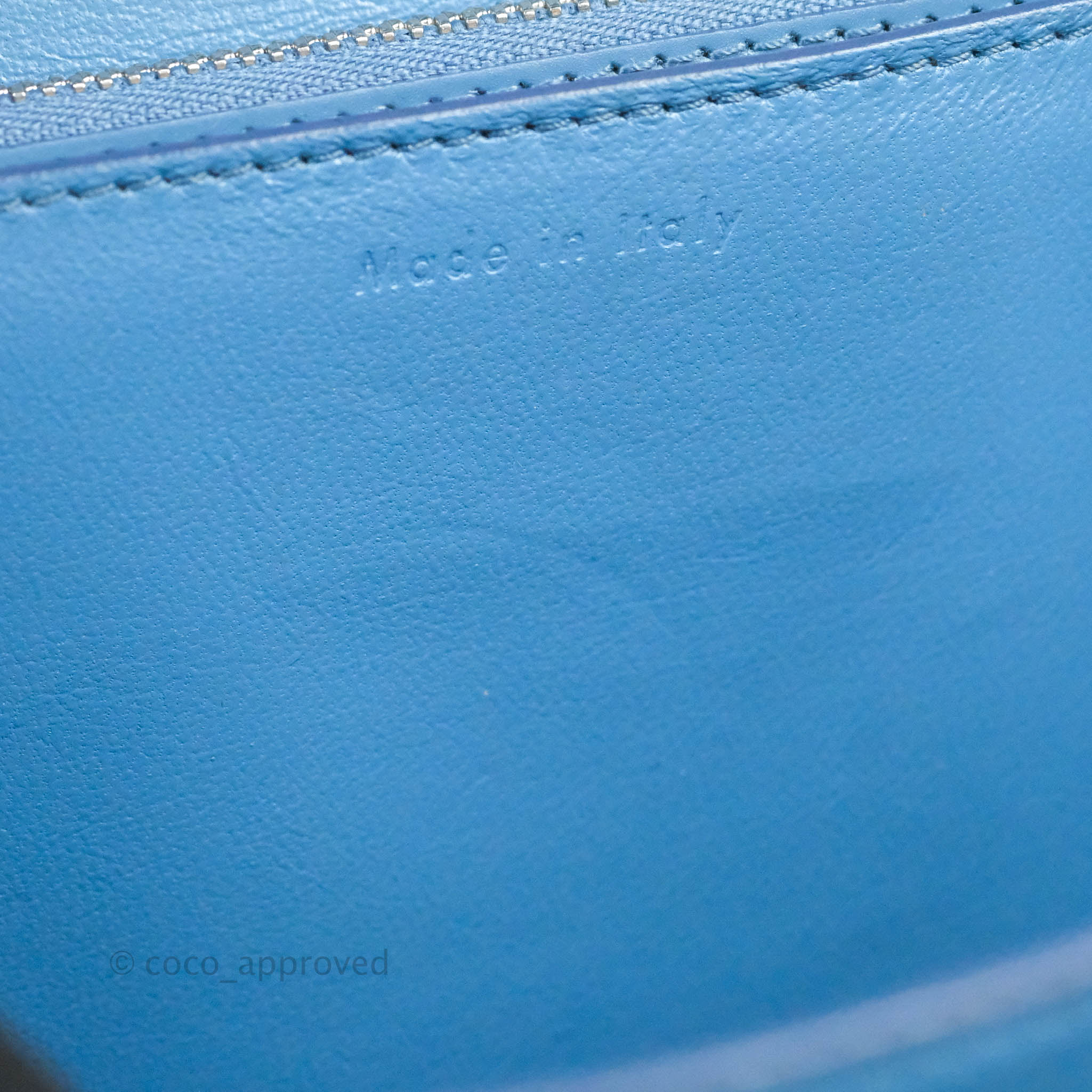 CELINE Box Calfskin Medium Classic Box Flap Bag Navy Blue 133805