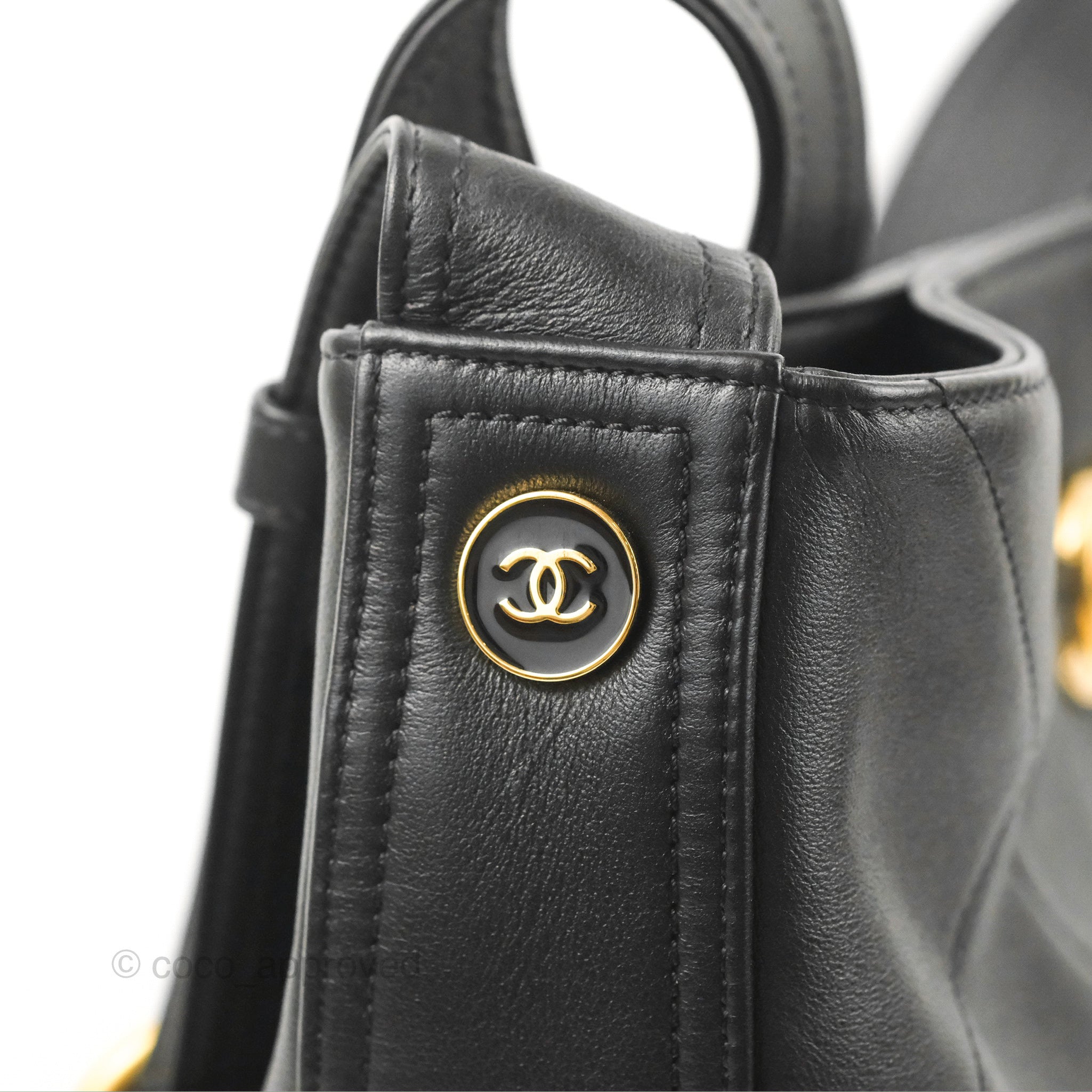 Chanel Cerf Tote, Page 28