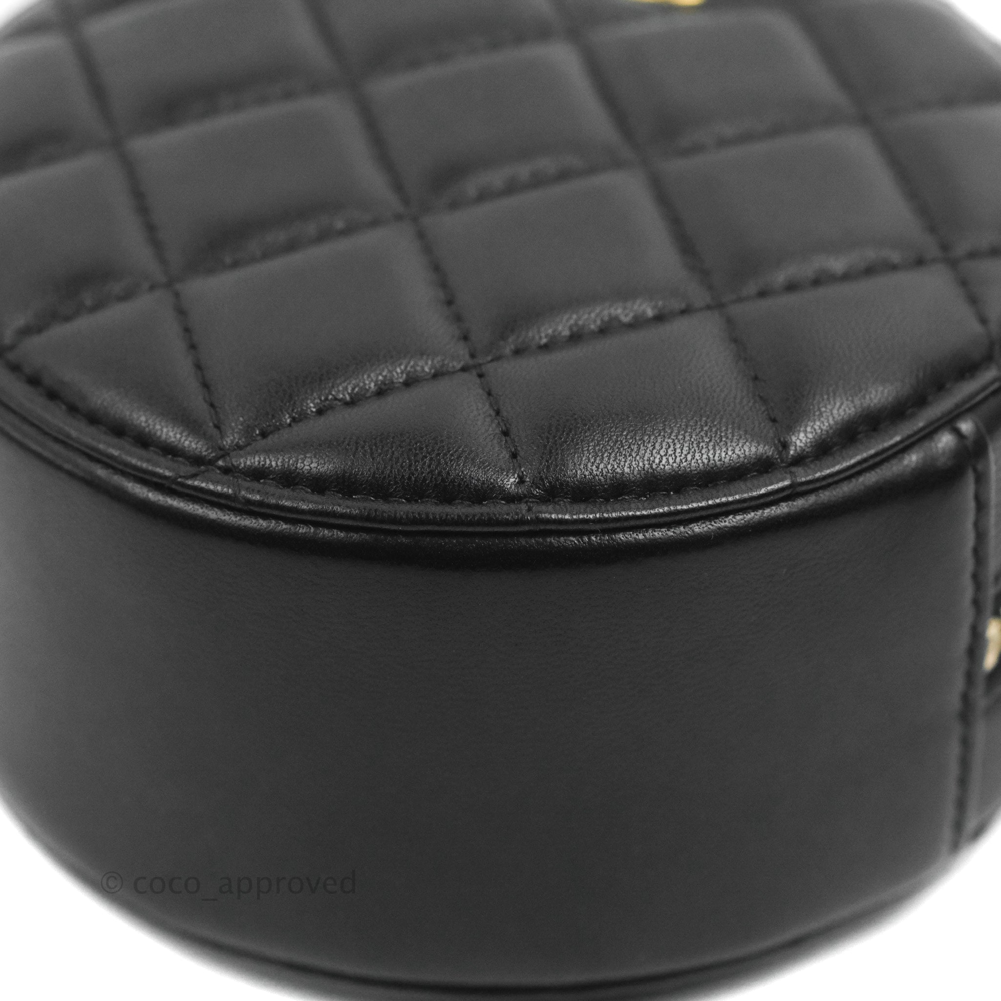Chanel Pearl Crush Round Clutch With Chain Black Lambskin Aged