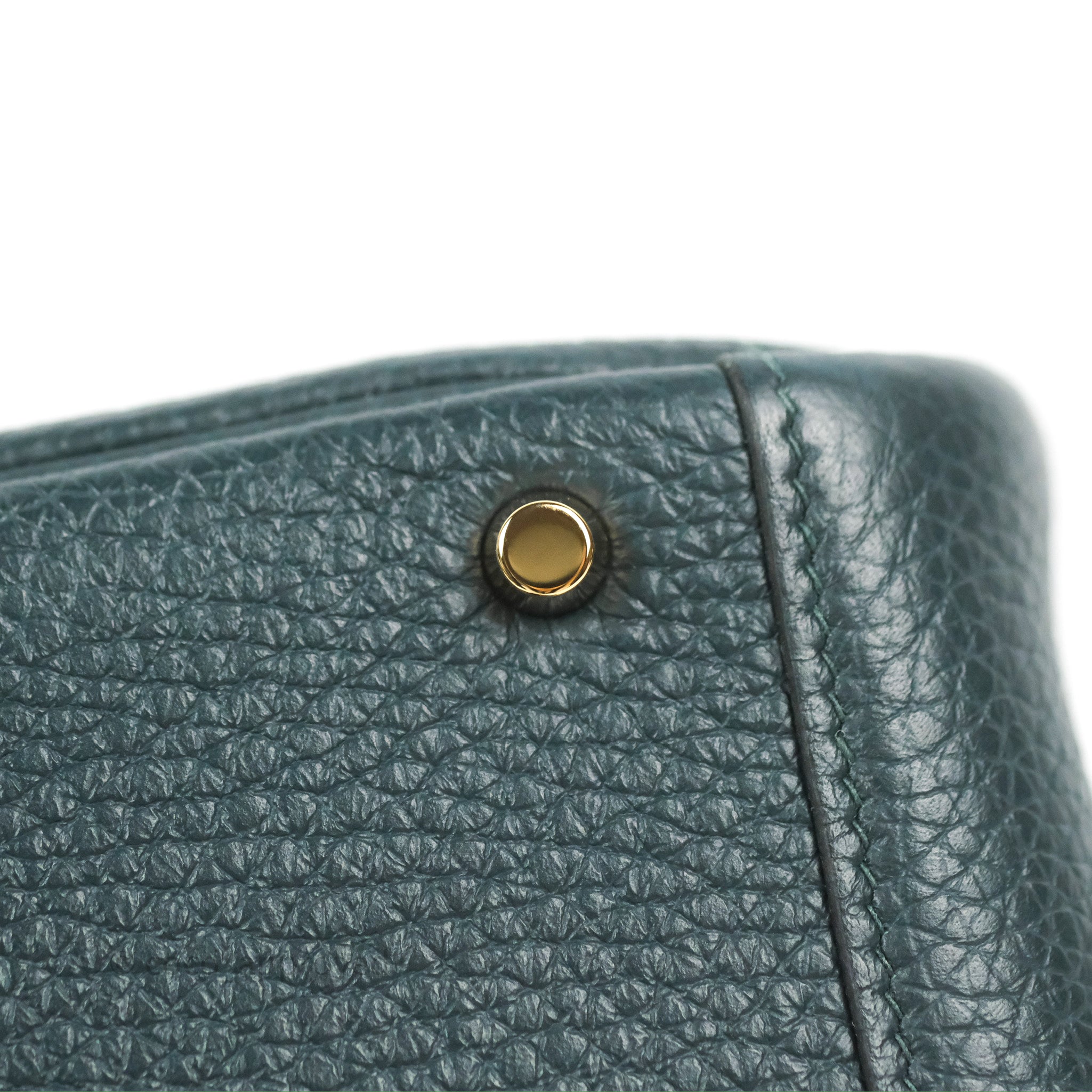 Hermès Mini Lindy 20 Vert Cypres Clemence Gold Hardware – Coco Approved  Studio