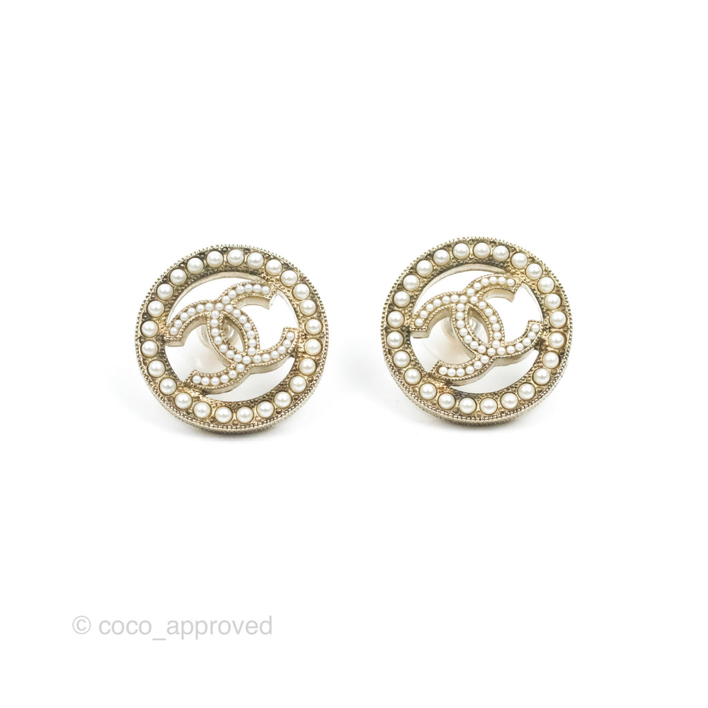 Chanel Pearl CC Round Earrings Gold Tone 20V