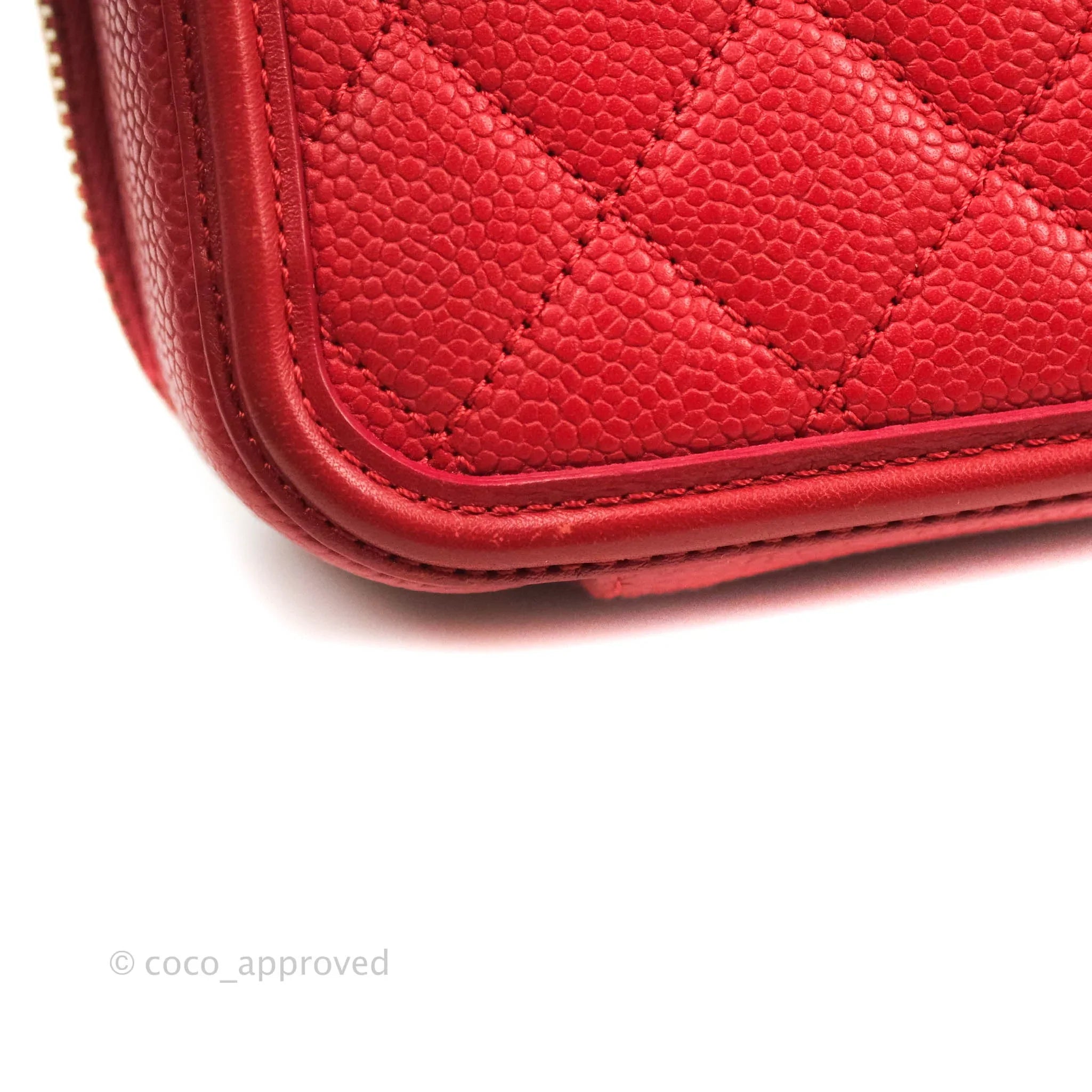 CHANEL Caviar Quilted Medium CC Filigree Vanity Case Pink 410414