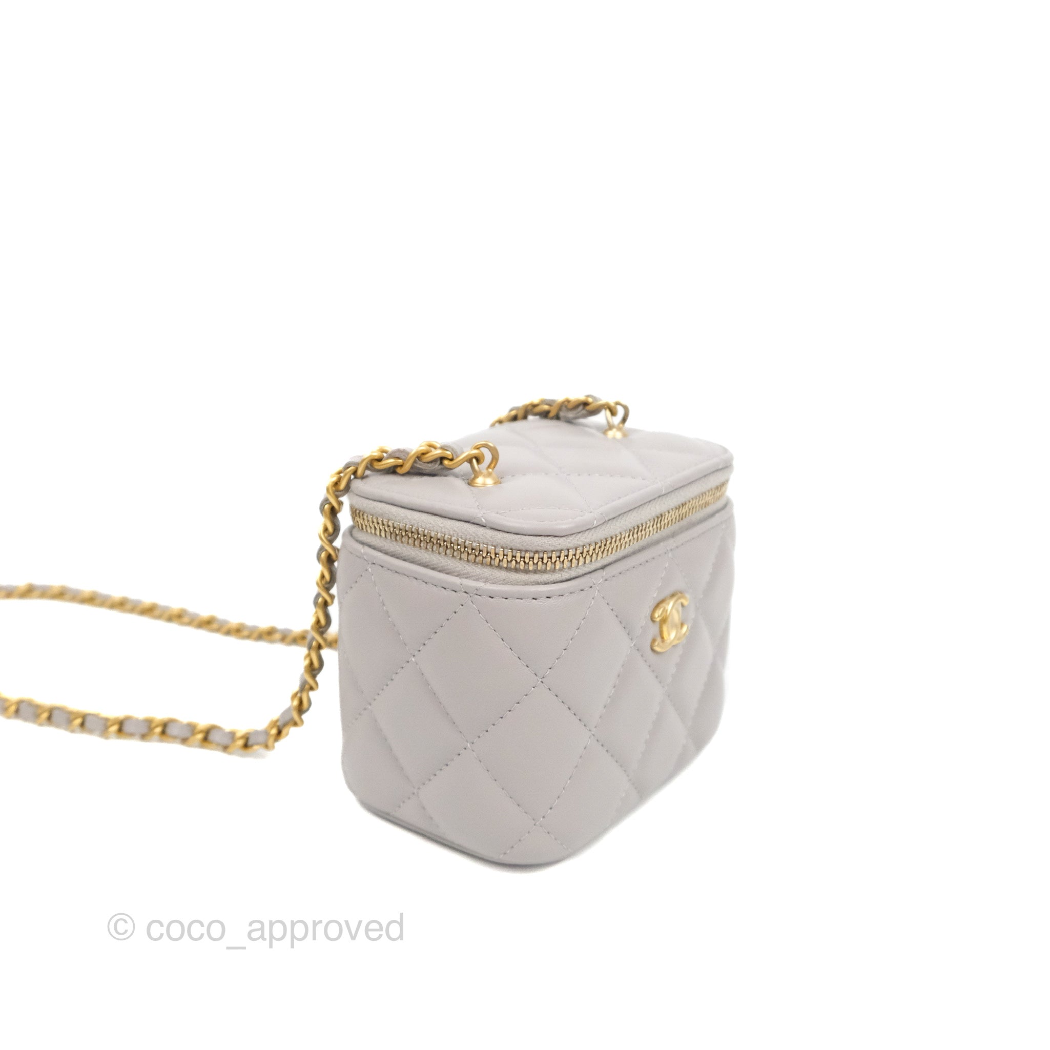 Chanel Pearl Crush Mini Vanity With Chain Light Grey Lambskin Aged Gol –  Coco Approved Studio