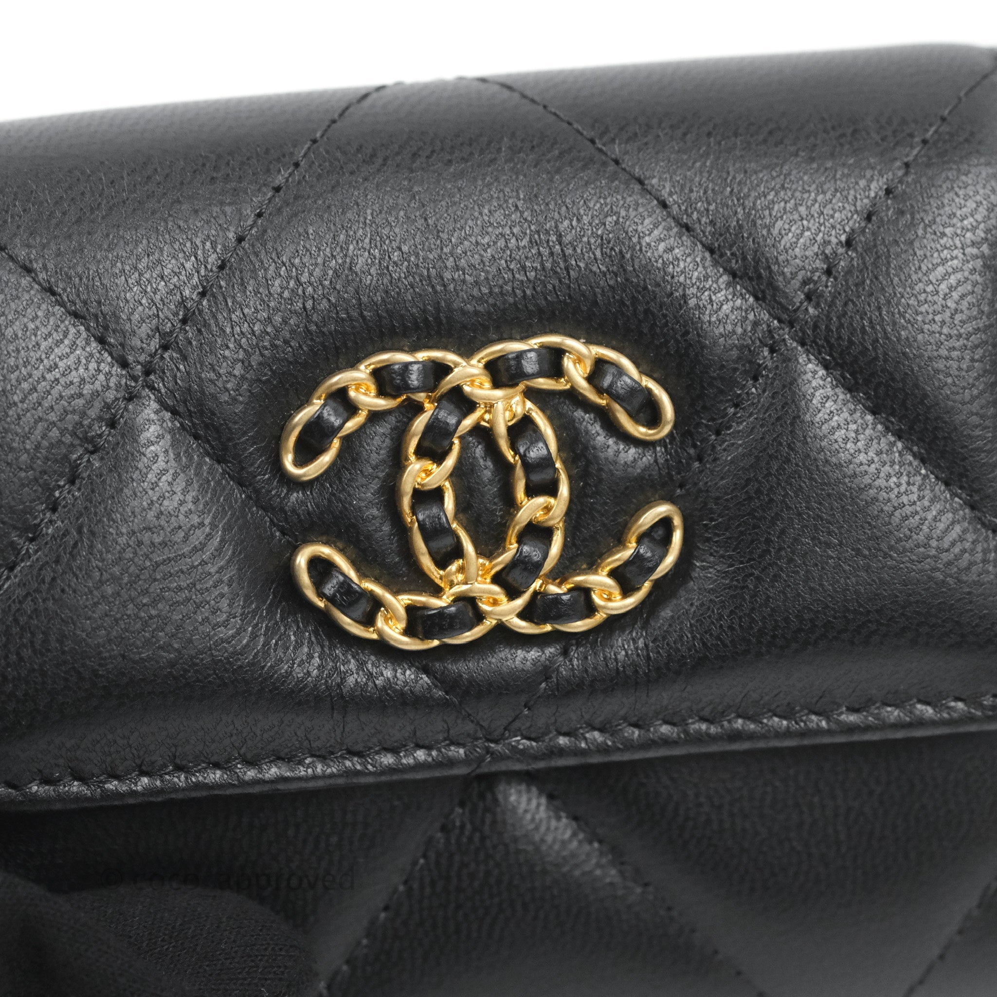 black chanel tote purse