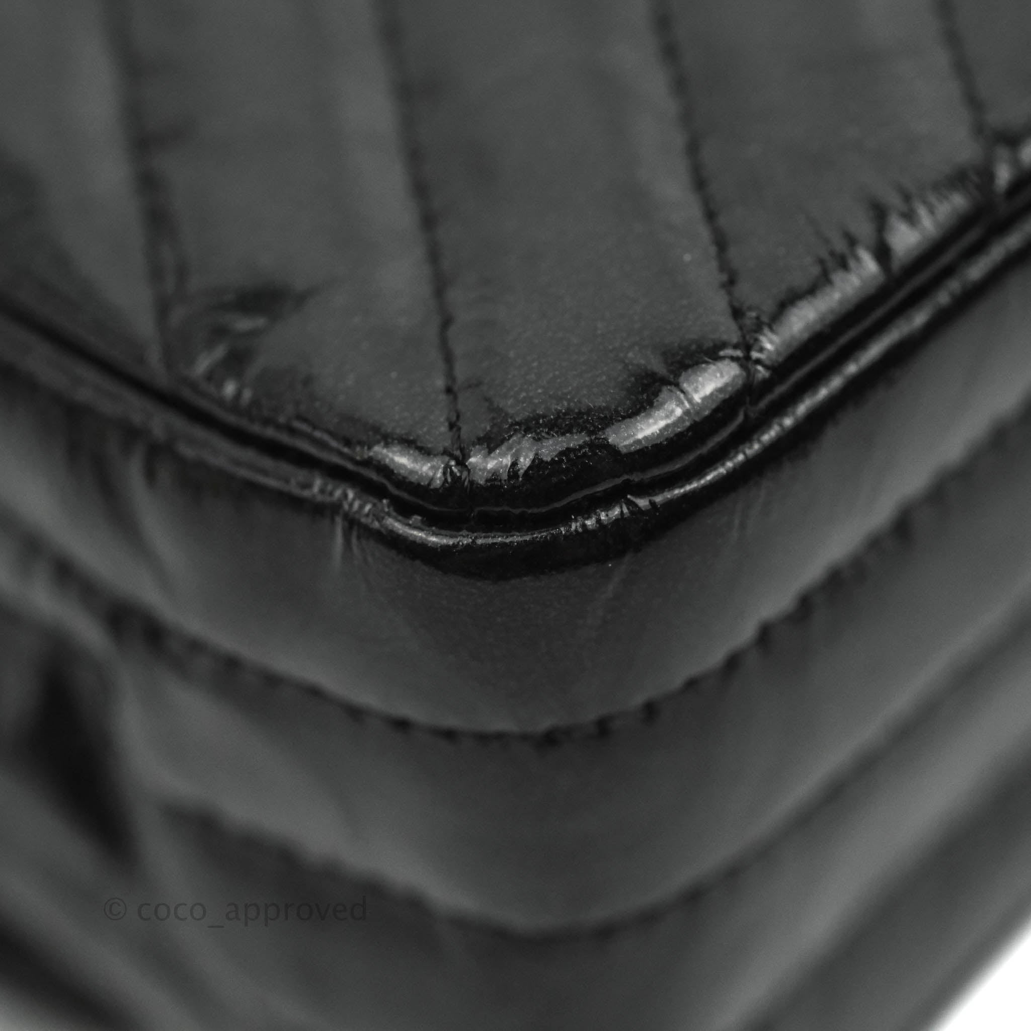 Chanel Classic Chevron M/L Medium Double Flap So Black Patent Calfskin – Coco  Approved Studio