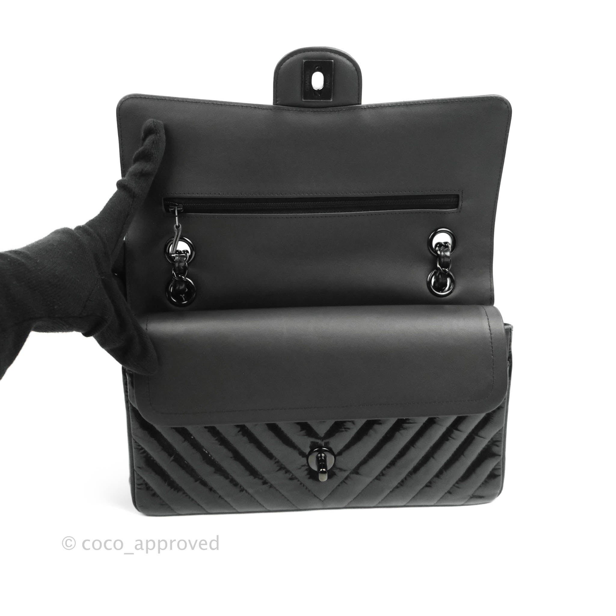 Chanel Black Lambskin Leather Chevron Maxi Single Flap Bag