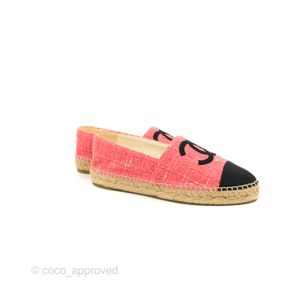 Sold at Auction: Chanel Pink CC Flat Espadrille - Size 38