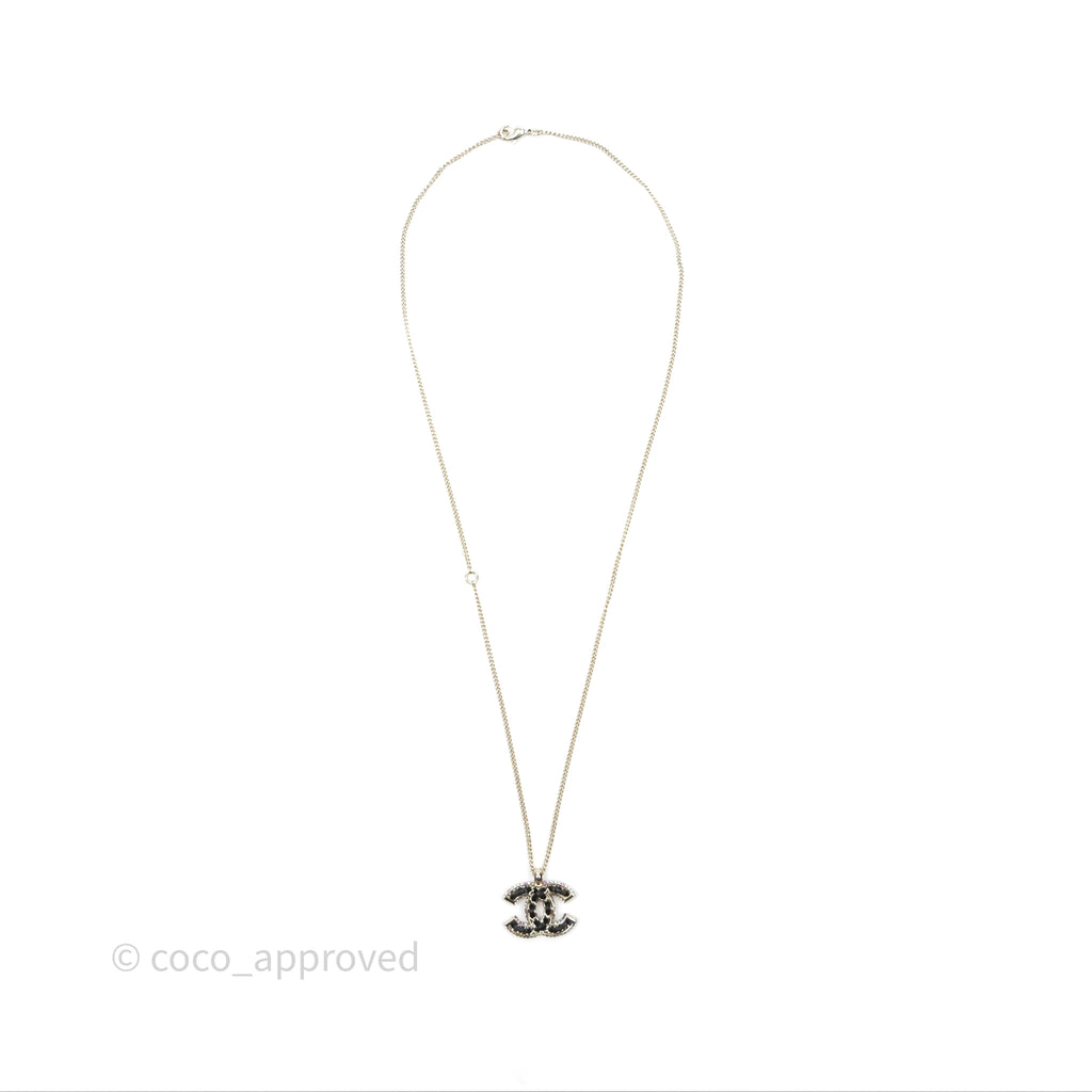 Chanel Crystal Black leather CC Necklace Gold Tone 21P