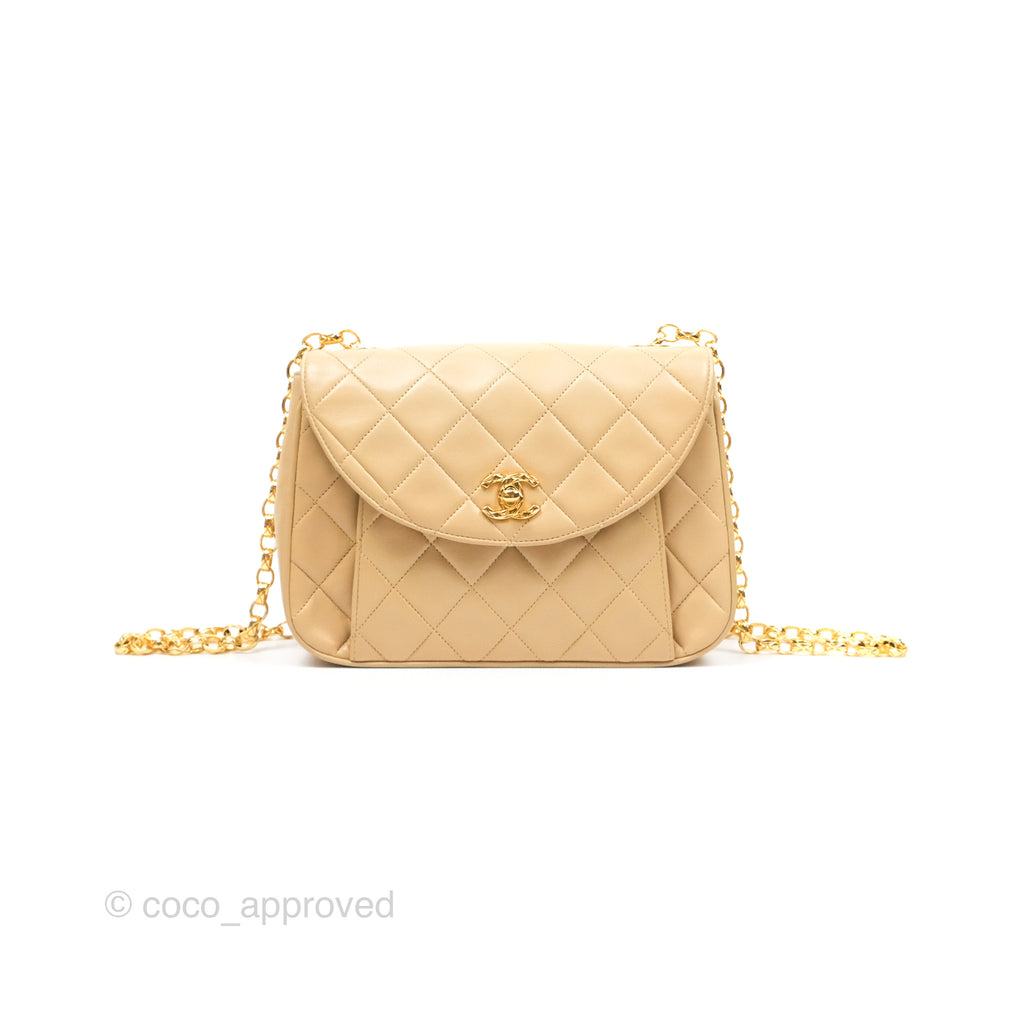 Chanel Vintage Flap Bag Beige Lambskin Gold Hardware