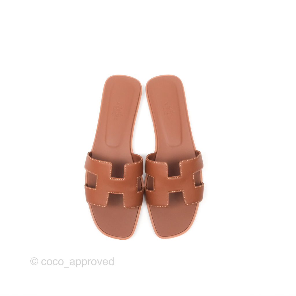 Hermès Oran Sandals in Gold Size 40.5