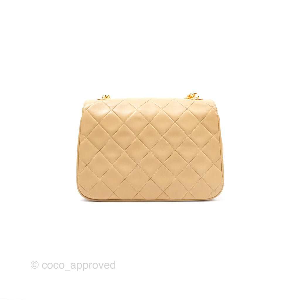 Chanel Vintage Flap Bag Beige Lambskin Gold Hardware