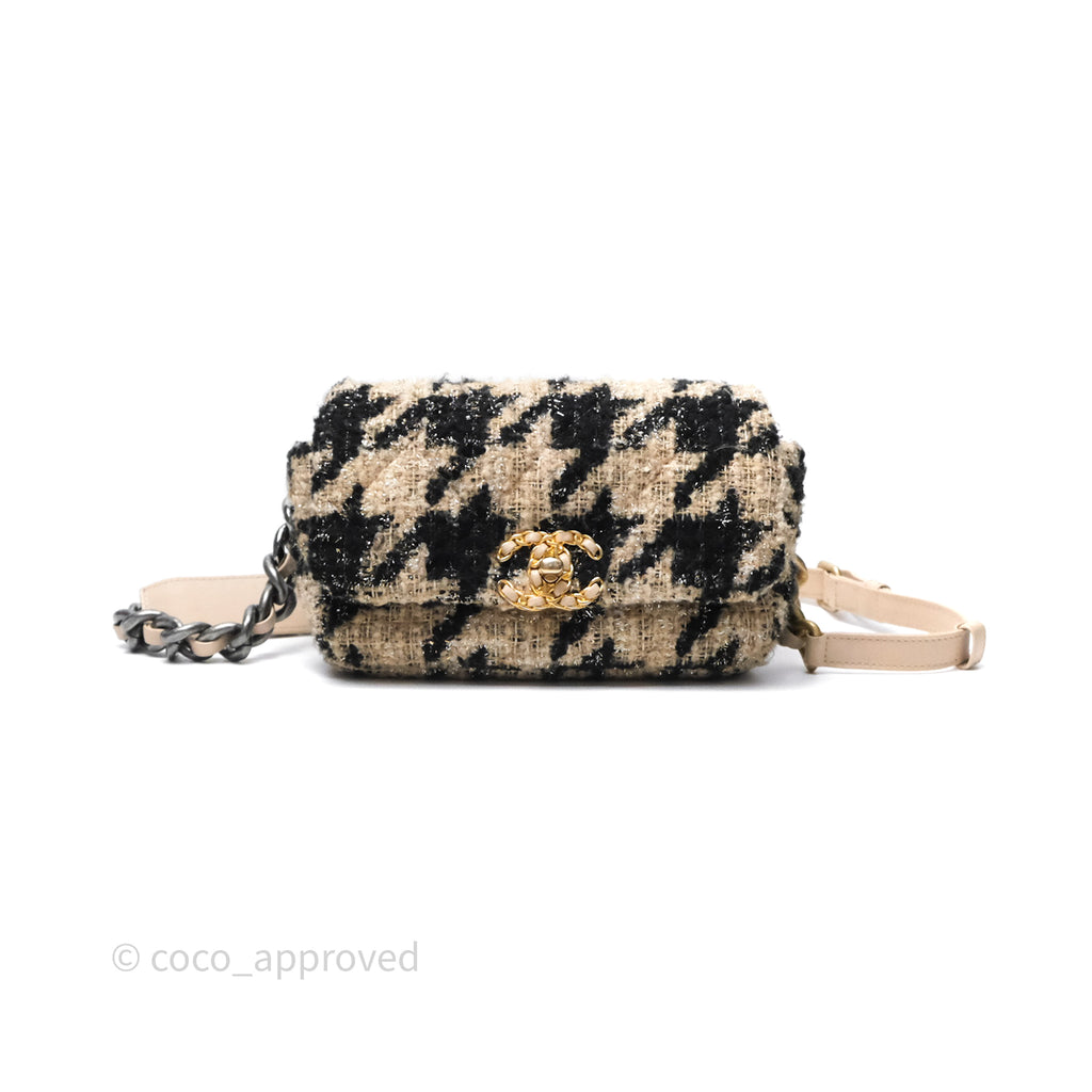 Chanel 19 Waist Bag Tweed Houndstooth Black Beige Mixed Hardware 19K