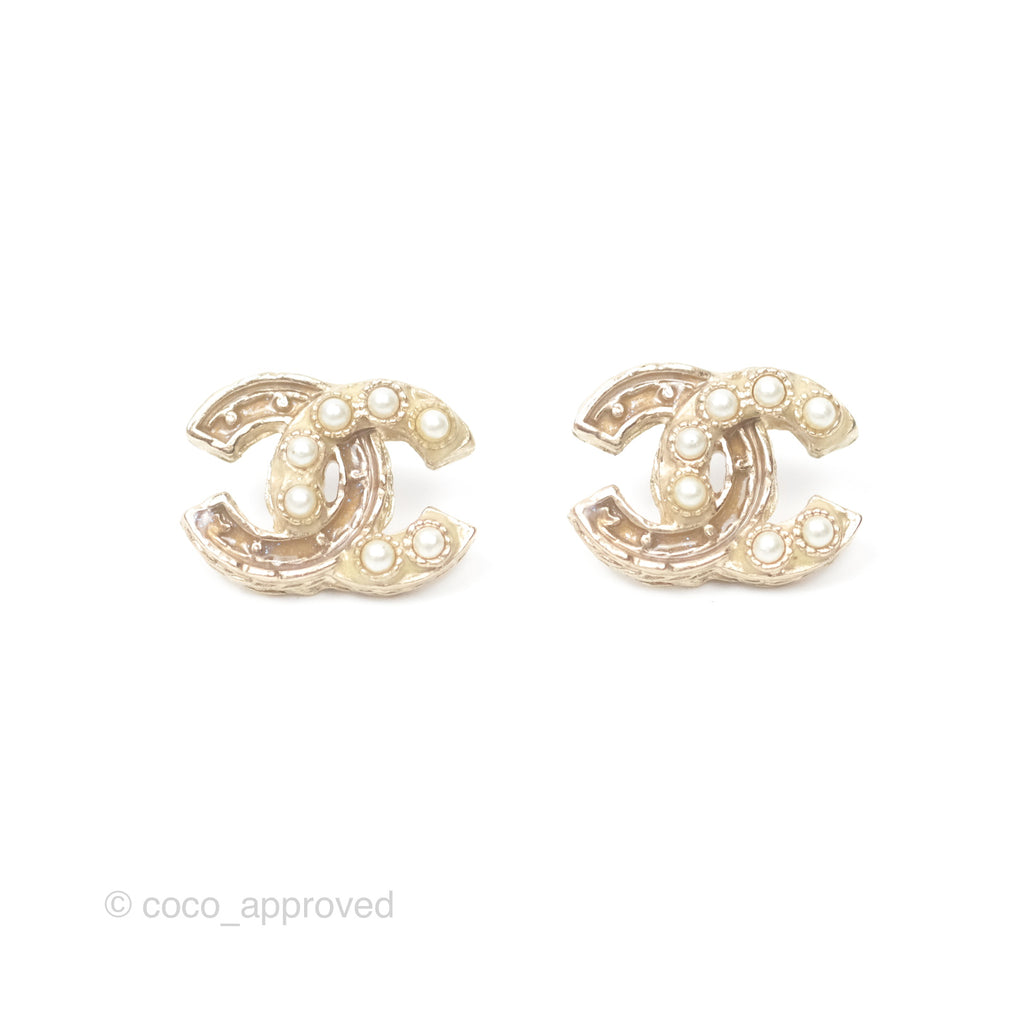 Chanel Pearl CC Earrings Gold Tone 12P
