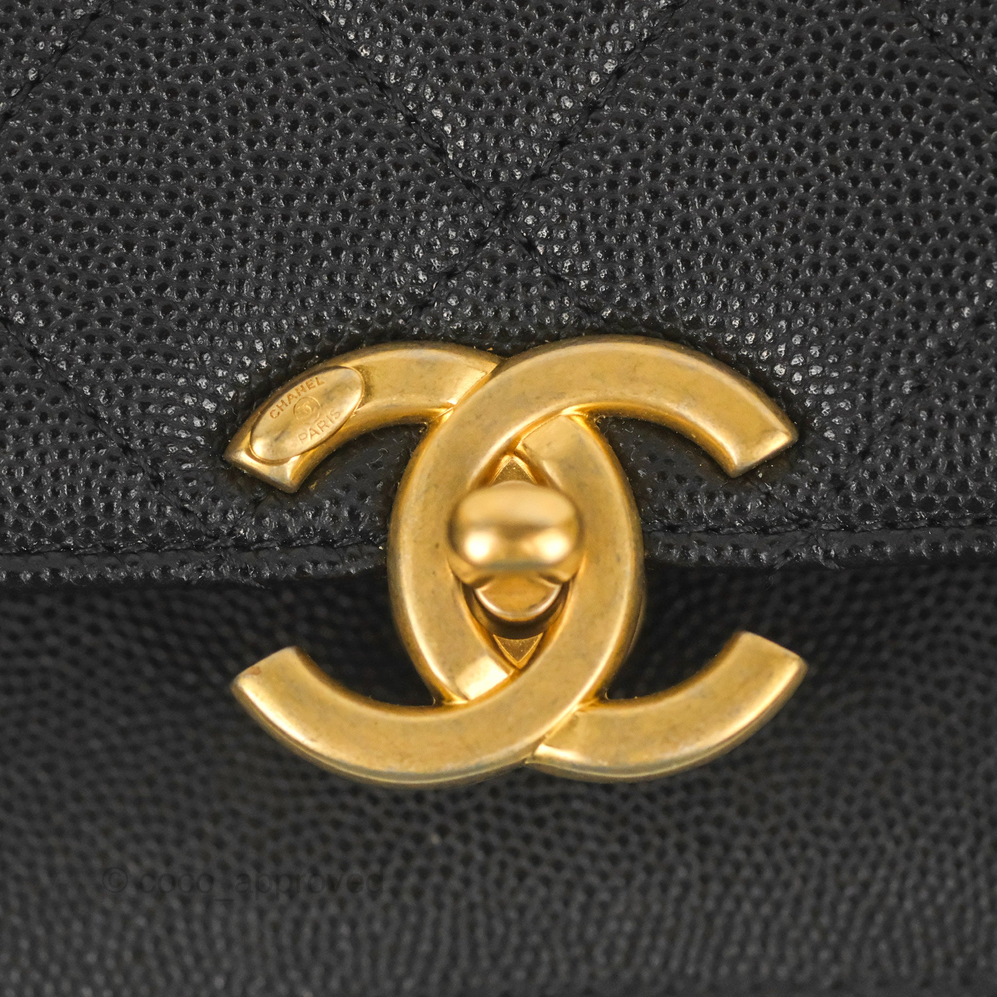 Chanel Mini Messenger Bag Black Caviar Aged Gold Hardware 21K – Coco  Approved Studio