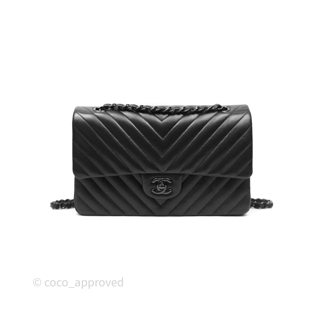 Chanel Classic M/L Medium Flap Chevron Black Lambskin So Black Hardware
