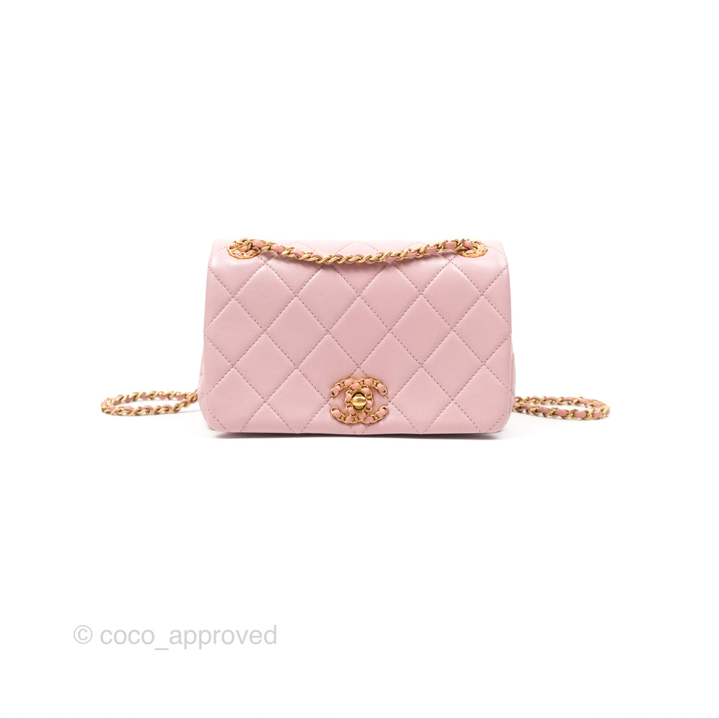 Chanel Flap Bag Dusty Pink Lambskin Aged Gold Hardware 24P