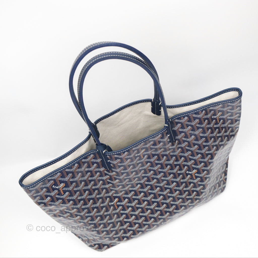 Goyard St Louis Tote PM ⁣⁣⁣⁣⁣⁣⁣⁣⁣⁣⁣⁣⁣⁣⁣⁣⁣⁣⁣⁣Navy