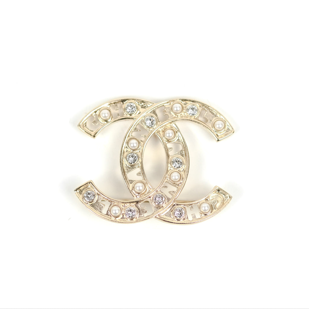 Chanel CC Pearl Crystal Logo Brooch Gold Tone 21K