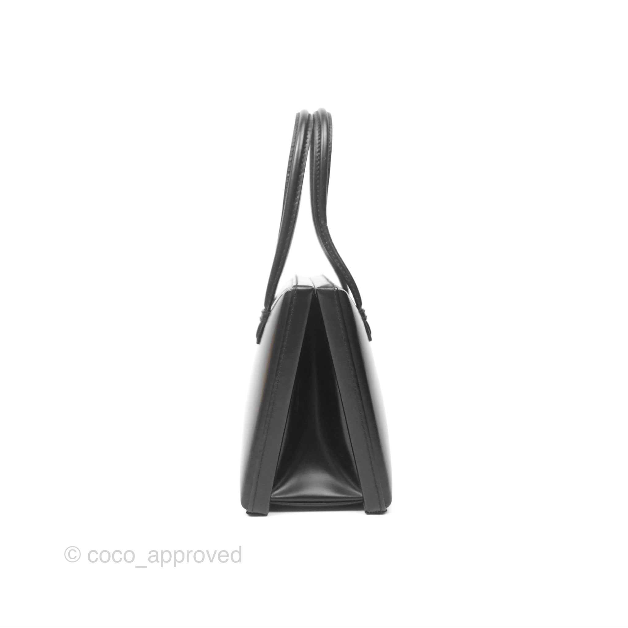 【Miさん専用】LOEWE ポスタルスモールバッグ 保証書付【新品未使用】 まるで絵葉書のよう！ロエベから新たなアイコンバッグ「ポスタル」が