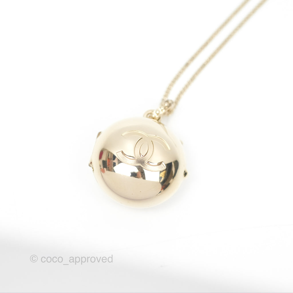 Chanel CC Sphere Locket Necklace Gold Tone 21S