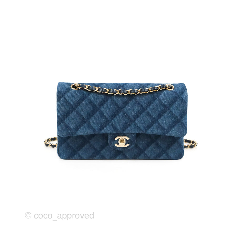 Chanel M/L Quilted Medium Double Flap Dark Blue Printed Denim 22B