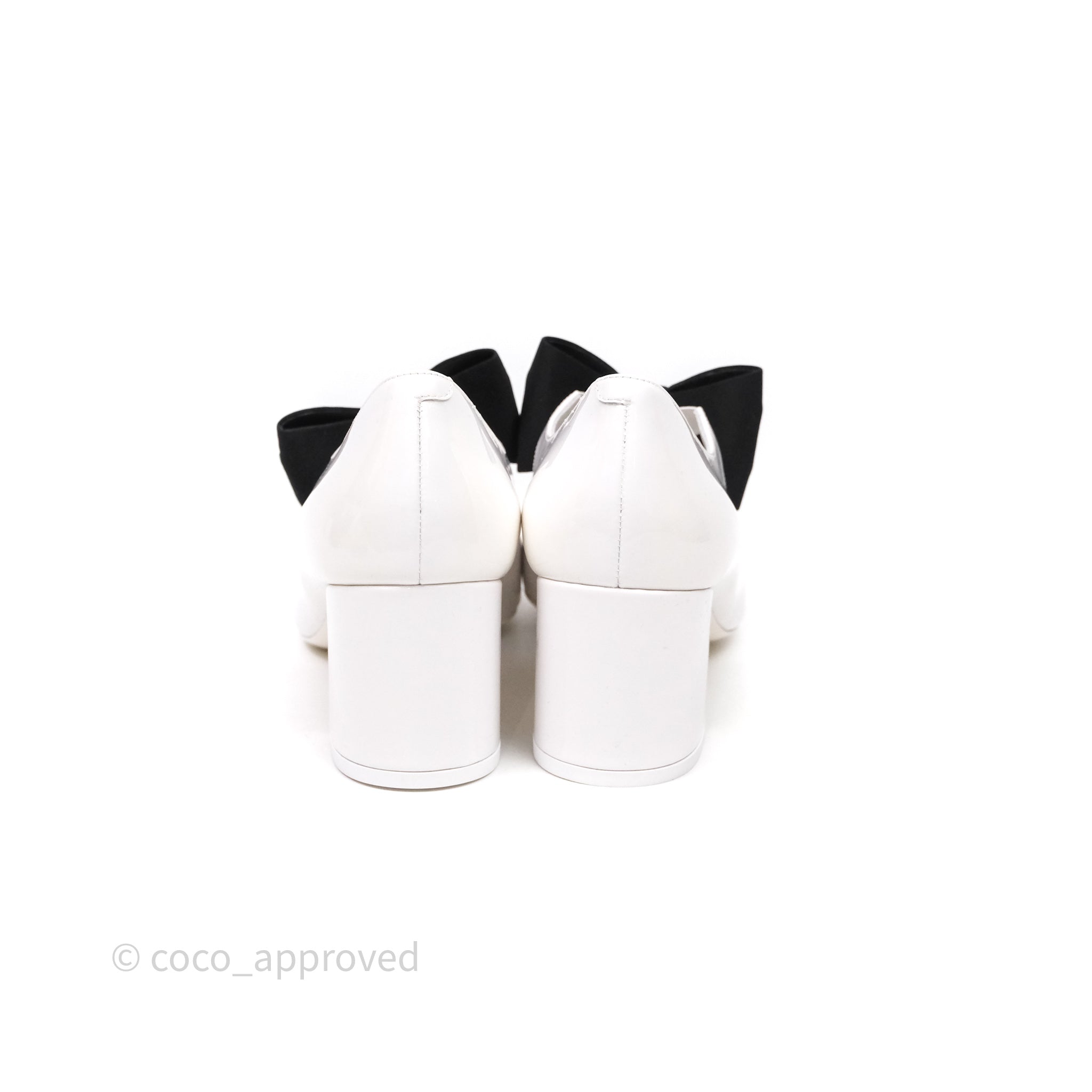 Chanel CC Ribbon Mary Jane Block Heels White Patent Size 39 – Coco