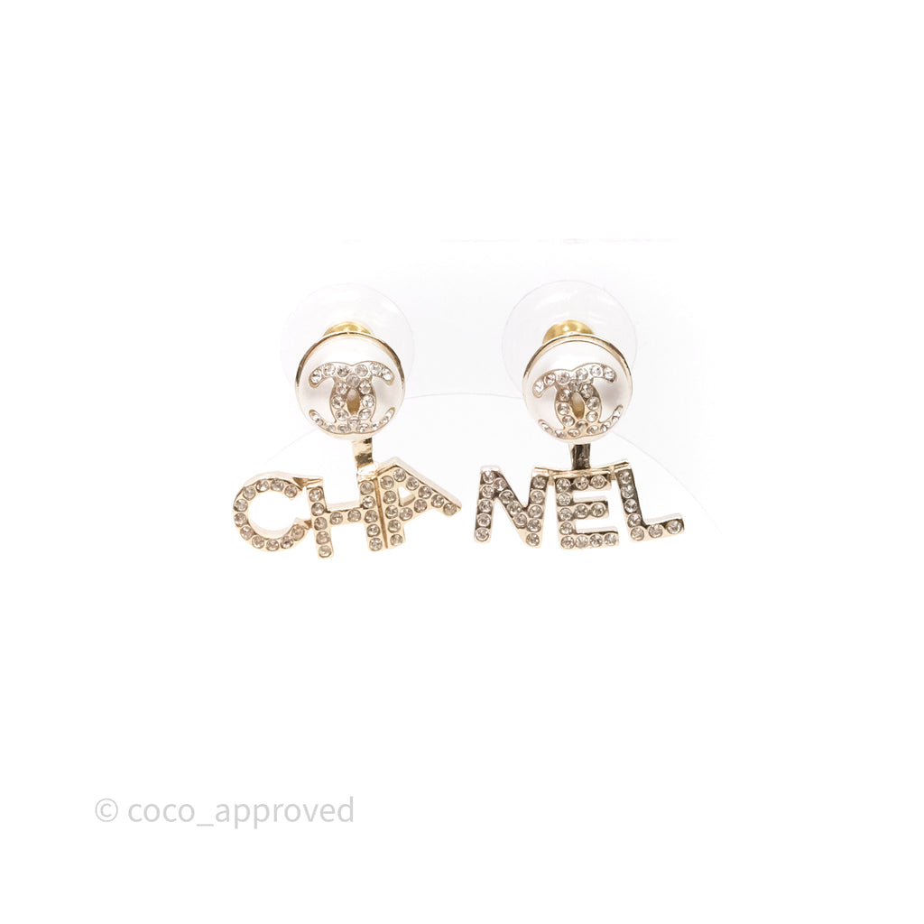 Chanel Pearl Rhinestone CC CHA-NEL Drop Earrings Gold Tone 21A
