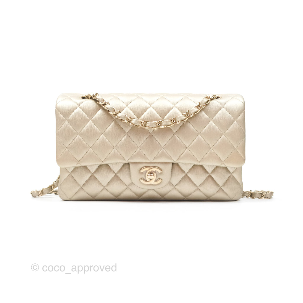 Chanel Classic M/L Medium Flap Quilted Gold Caviar Gold Gold Hardware