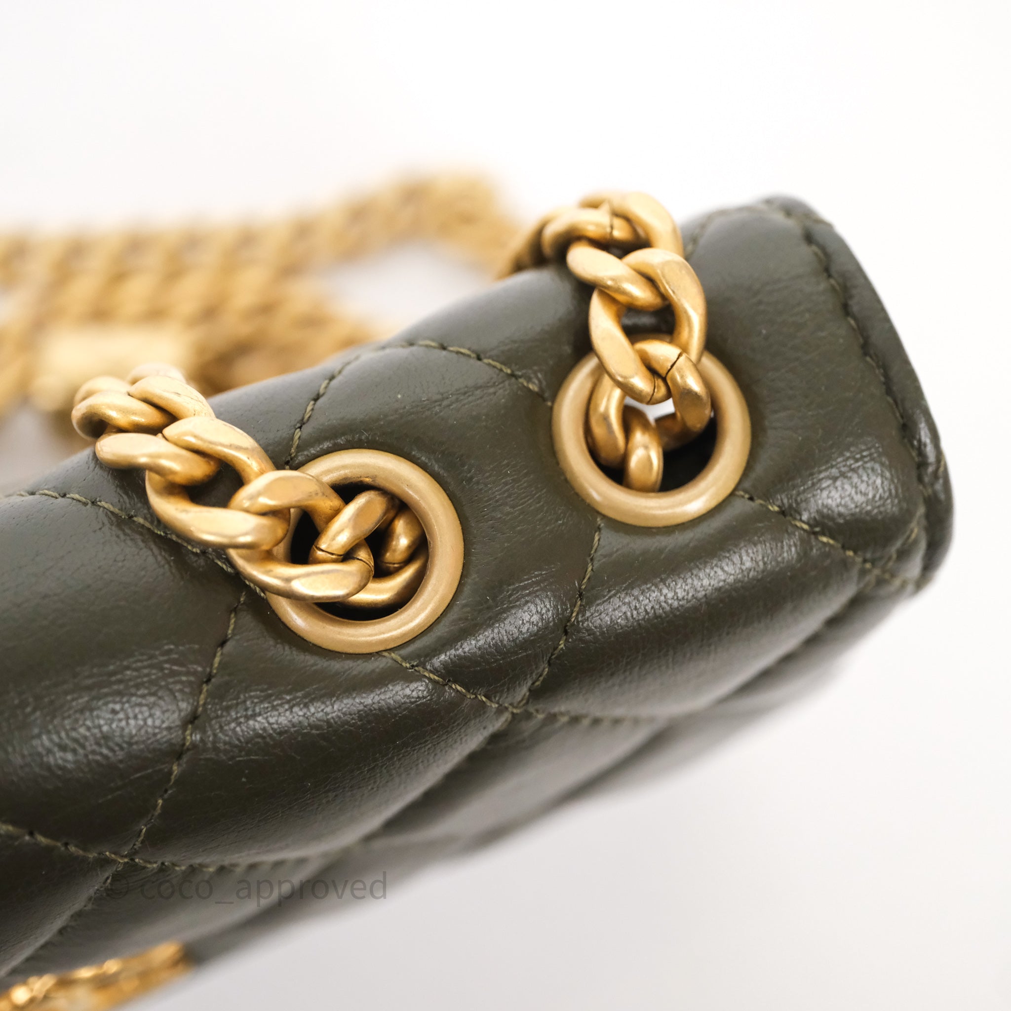 CHANEL&ロクシタン Chanel All Slide Adjustable Chain Phone Holder WOC Olive Green
