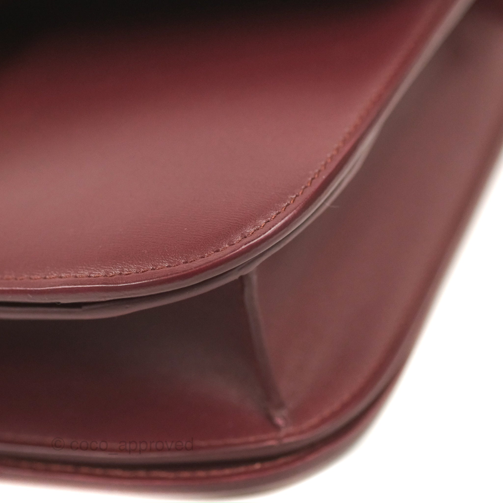 CELINE SMALL TRIFOLD WALLET IN GRAINED CALFSKIN LIGHT BURGUNDY